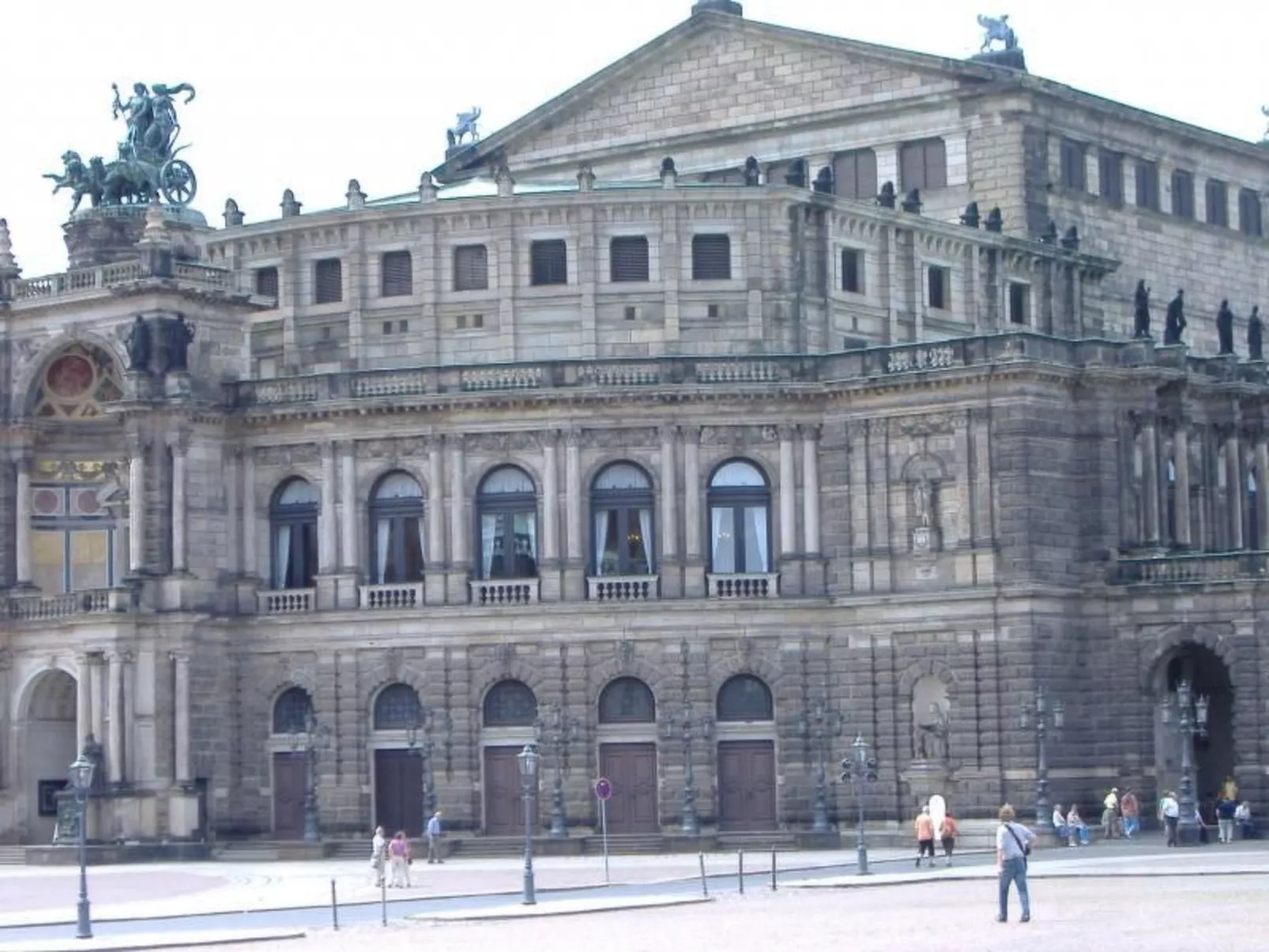 Moderne Ferienwohnung in Pillnitz-Image-tags.info