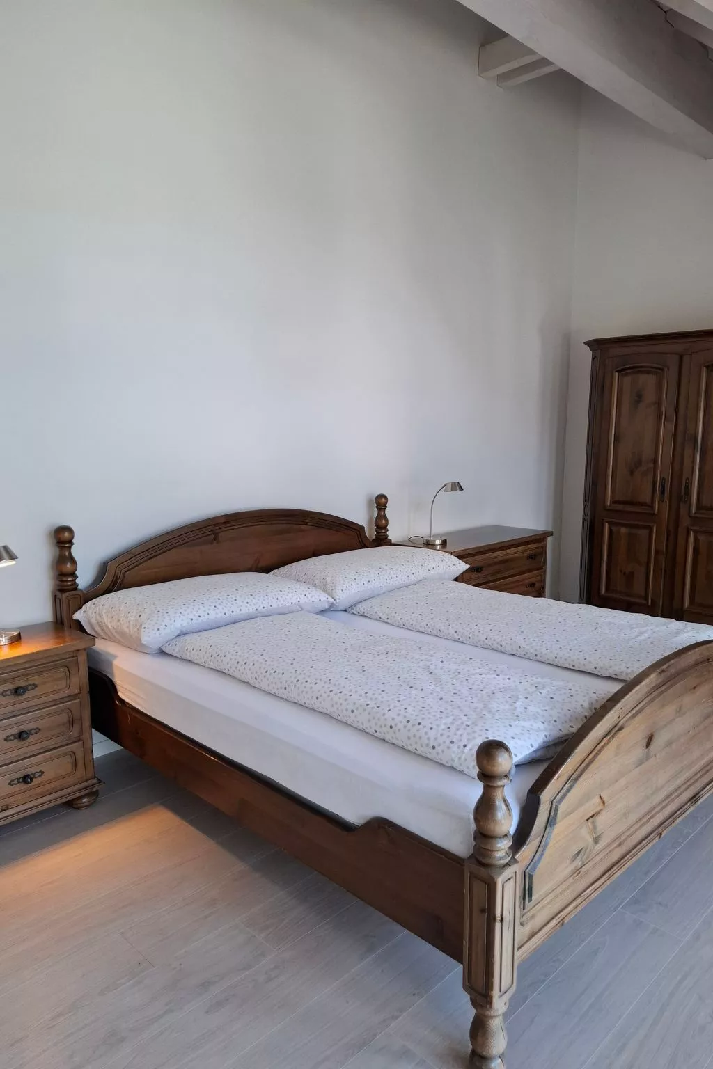 Zwingli's Ferienwohnung-Binnen