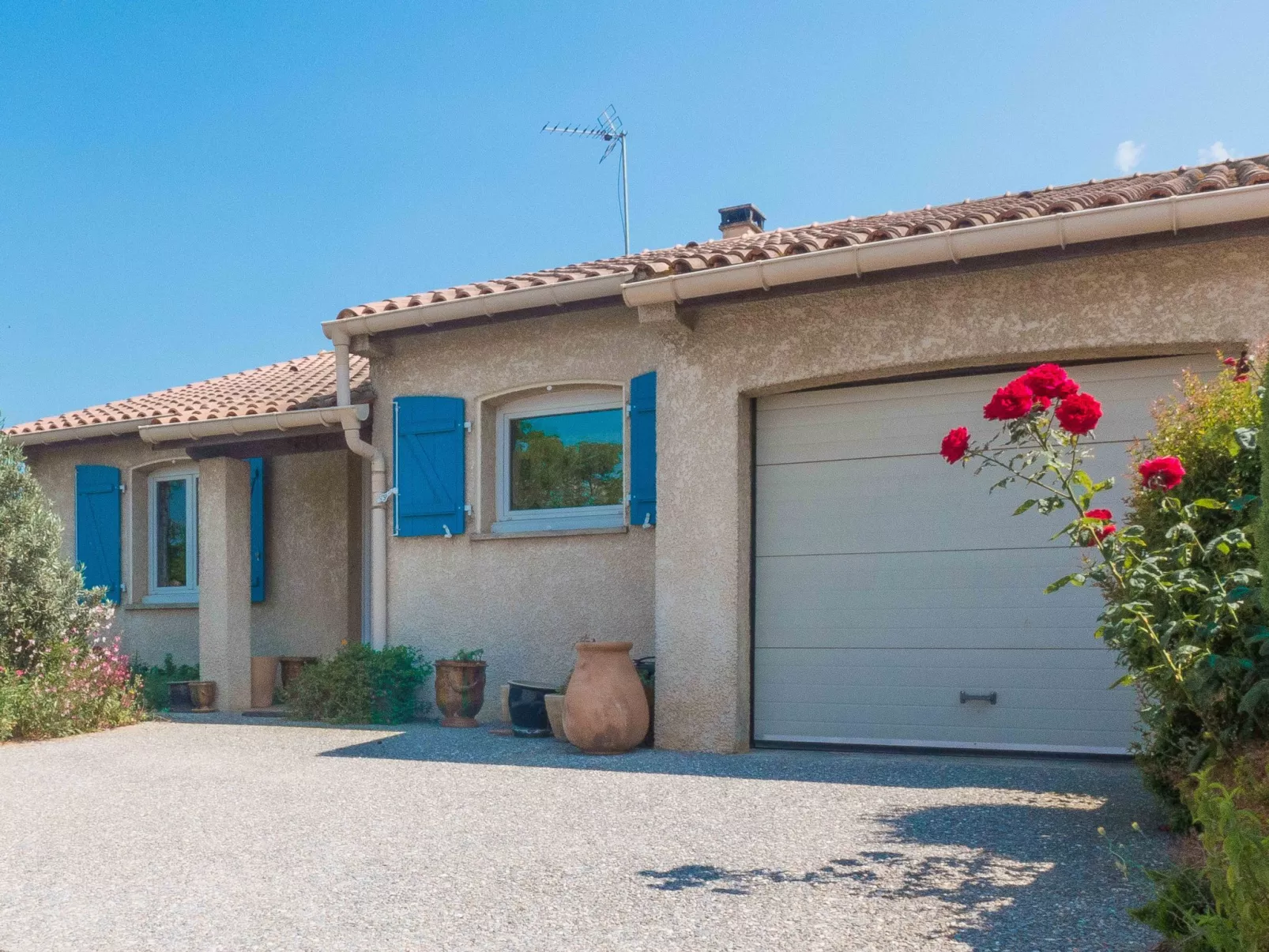 Haus für 4 Personen mit großem Privatpool-Buiten