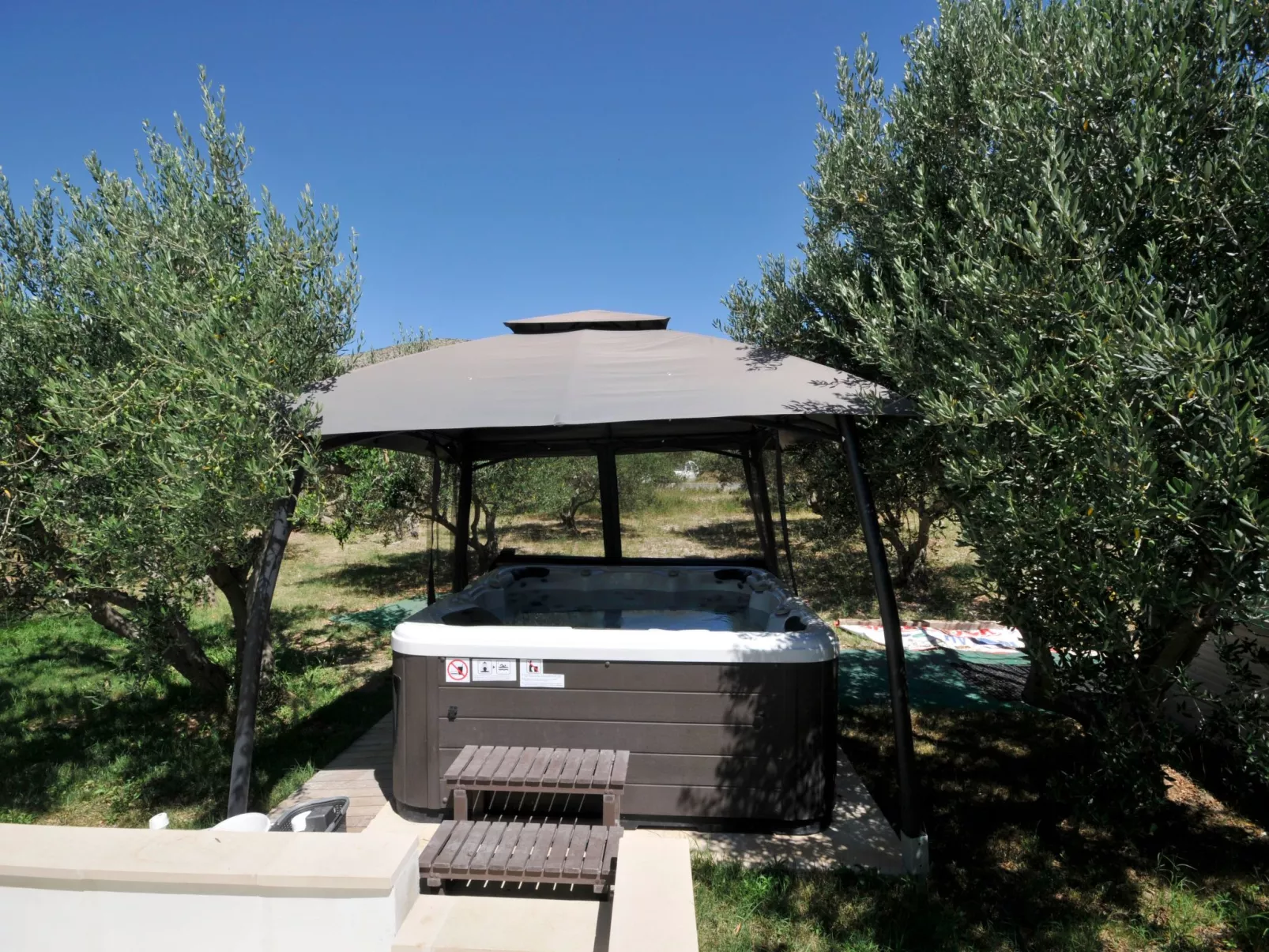 Villa Rimac in Kastel Stafilic mit Garten, Grill-Buiten