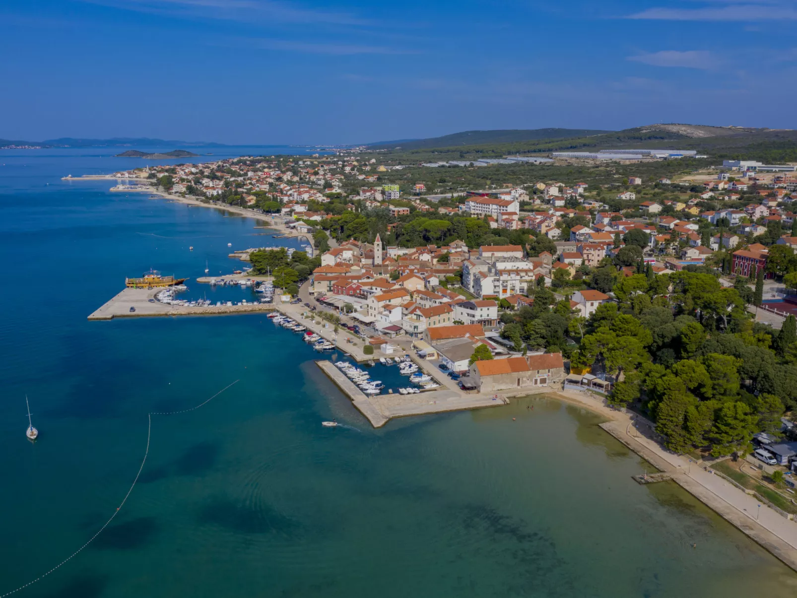 Angenehmes Apartment in Sveti Filip I Jakov mit privatem Parkplatz-Omgeving