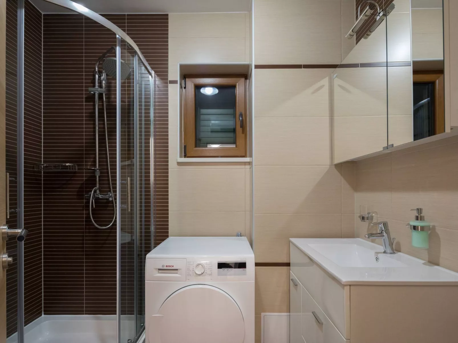 Luxusvilla Jasmin mit Privatpool-Binnen