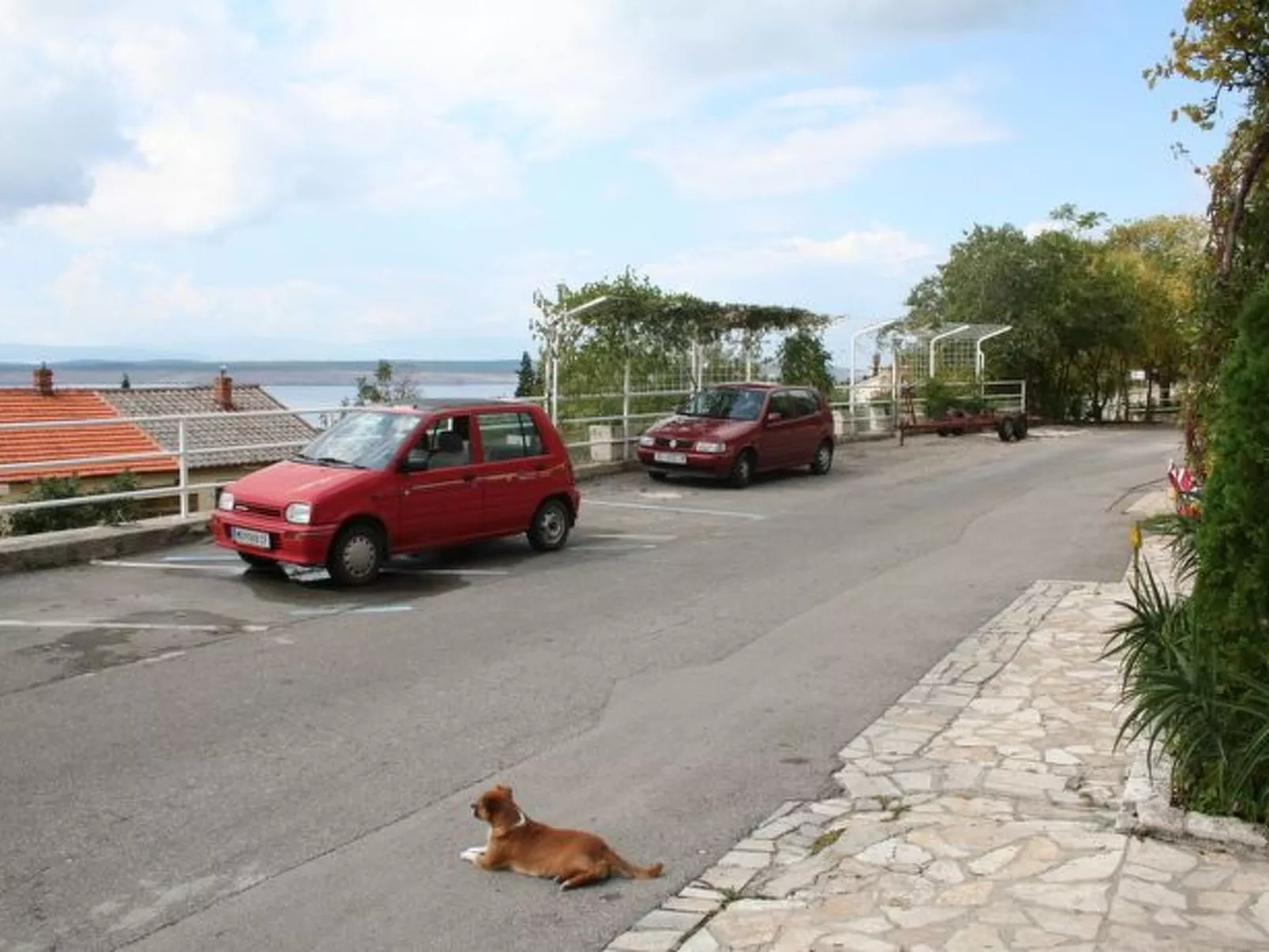 Haus La Dostana-Buiten