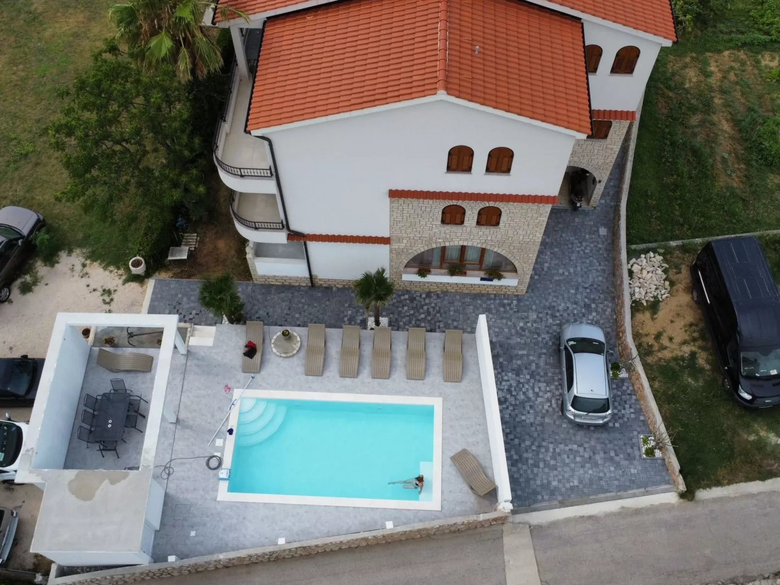 Gemütliche Ferienwohnung für Familien mit Terrasse-Buiten