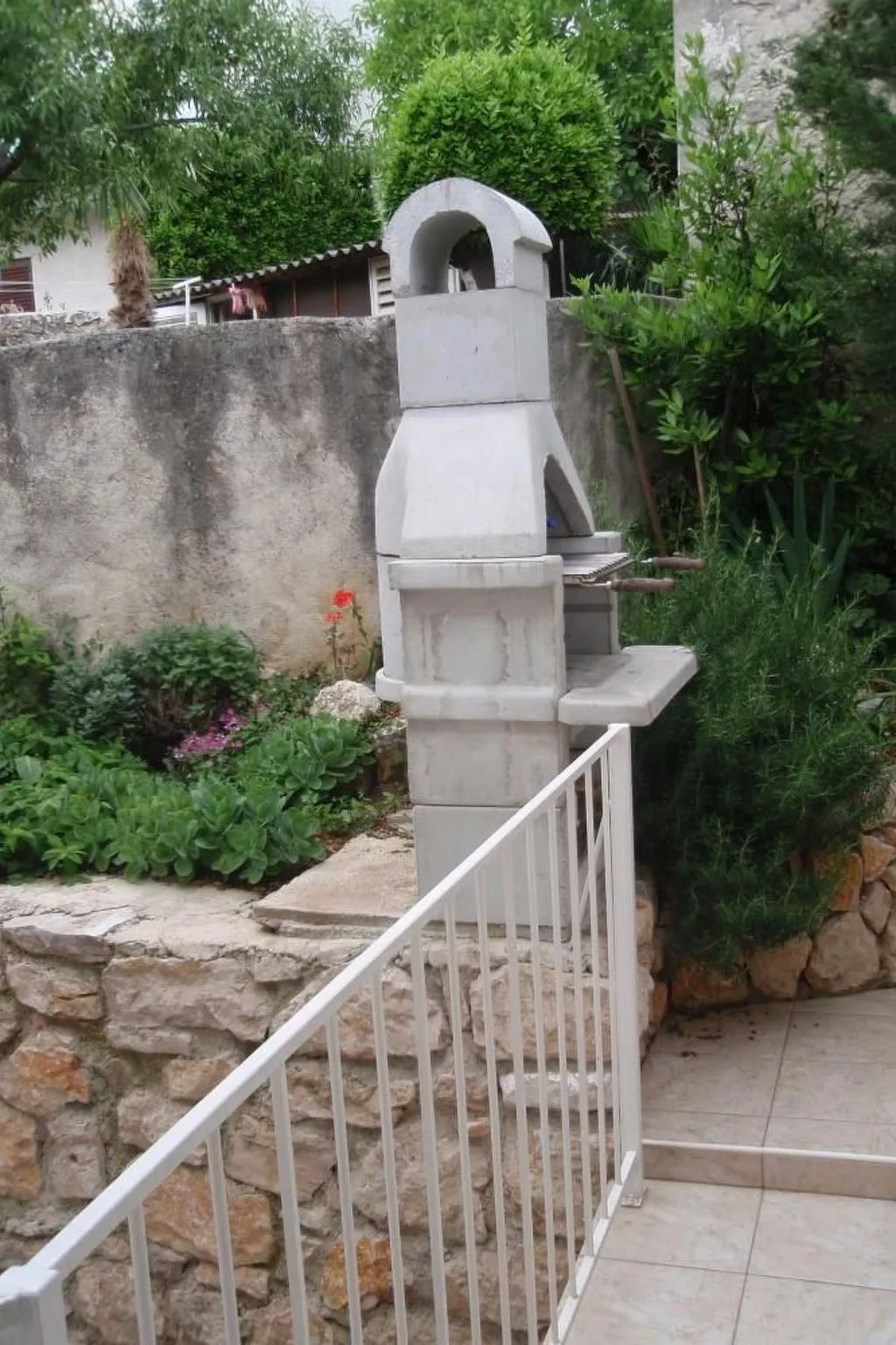 Wohnung für 3 Personen mit Terrasse-Buiten