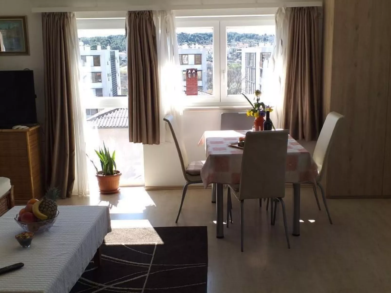 "Neue Wohnung" mit Privatparkplatz-Image-tags.info