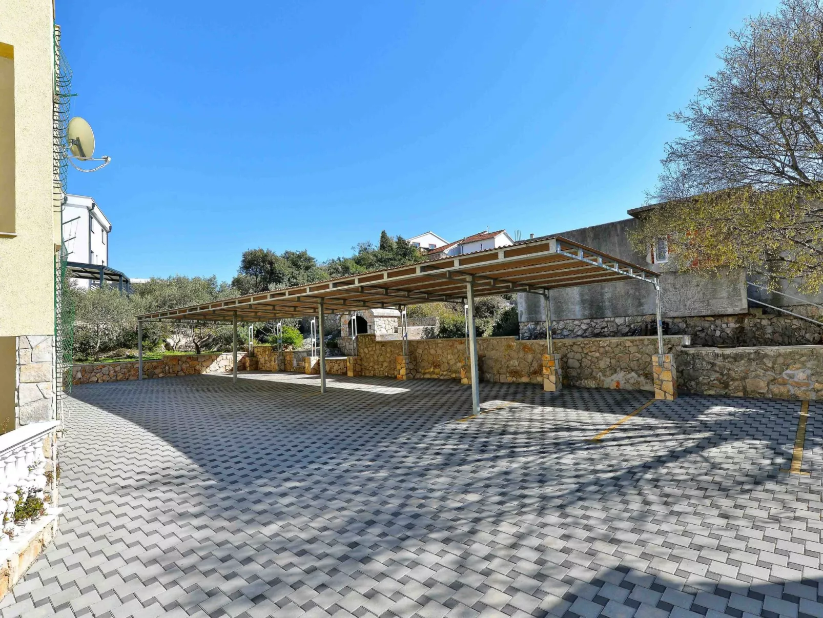 Wohnung Goranka 1-Buiten