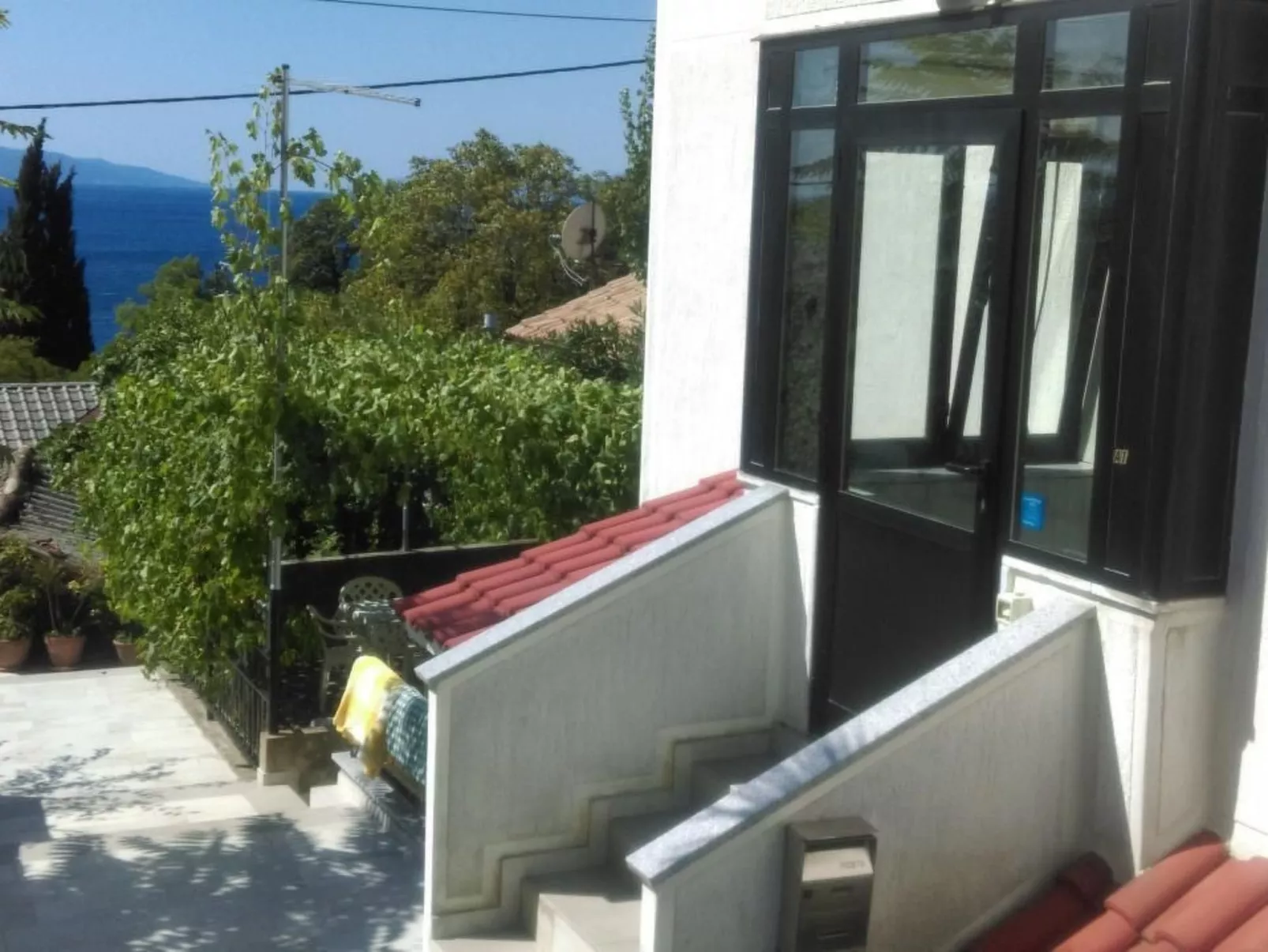 Wohnung in Rijeka mit Terrasse und Grill-Buiten