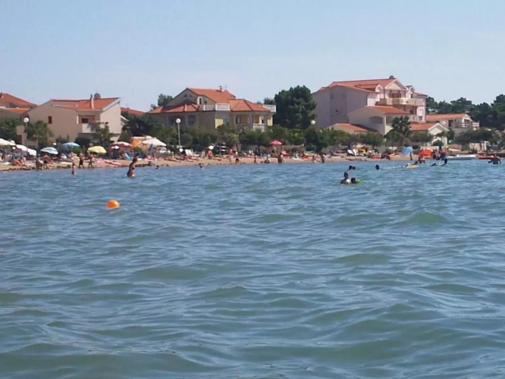 Geräumige Ferienwohnung-Buiten