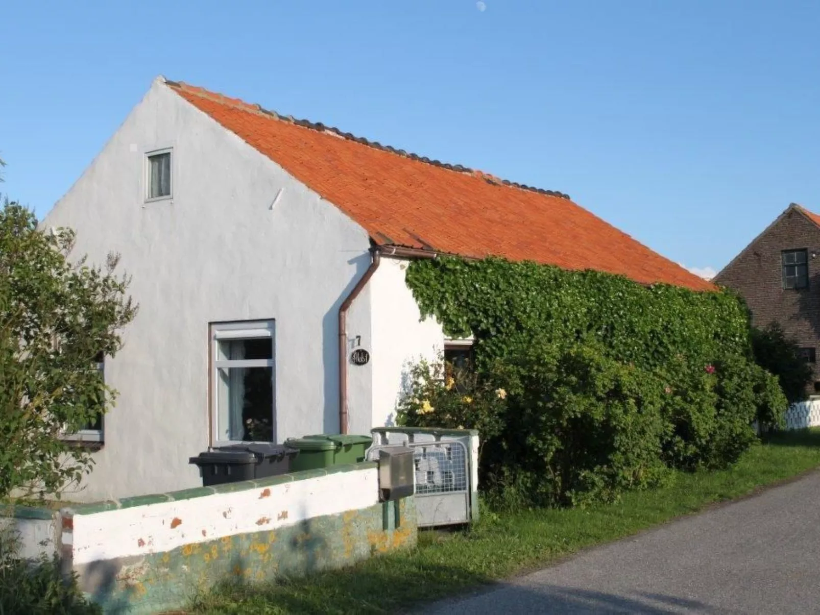 Altes Deichbauernhaus mit Garten-Image-tags.info