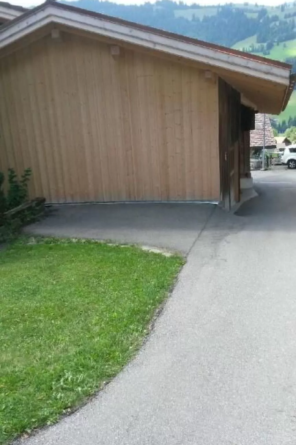 Mannried 2 1/2-Zimmerwohnung "Rustikal"-Buiten