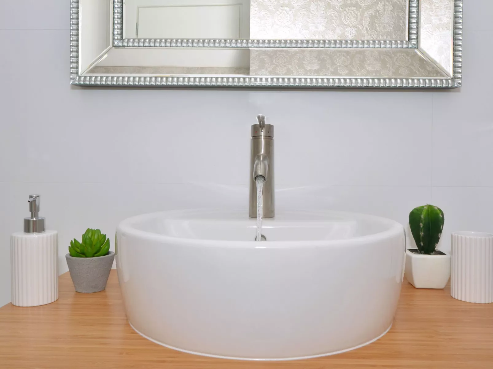 Haus in Dvornica mit privatem Parkplatz-Binnen