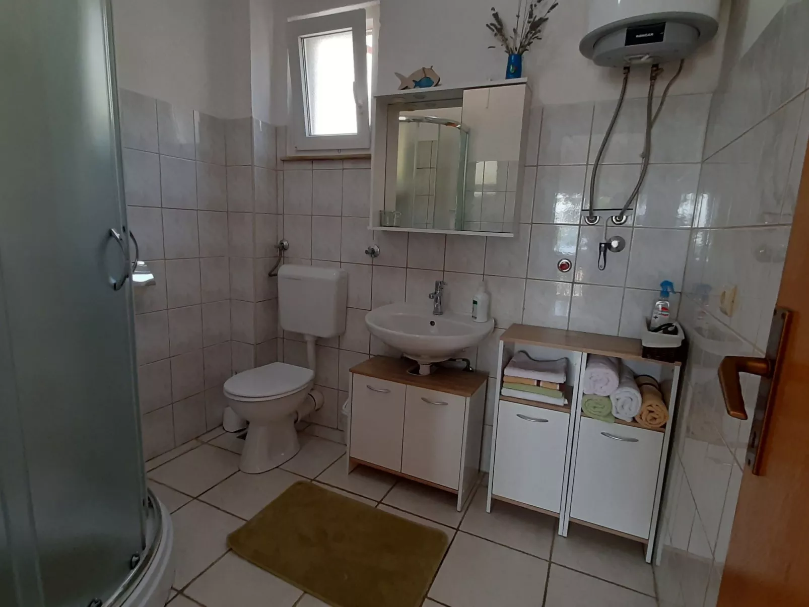 Wohnung mit Blick auf das Wasser-Binnen