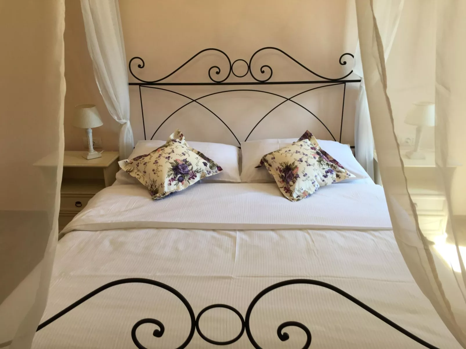 Gemütliche Wohnung in Stoja mit Möbliertem Balkon-Binnen