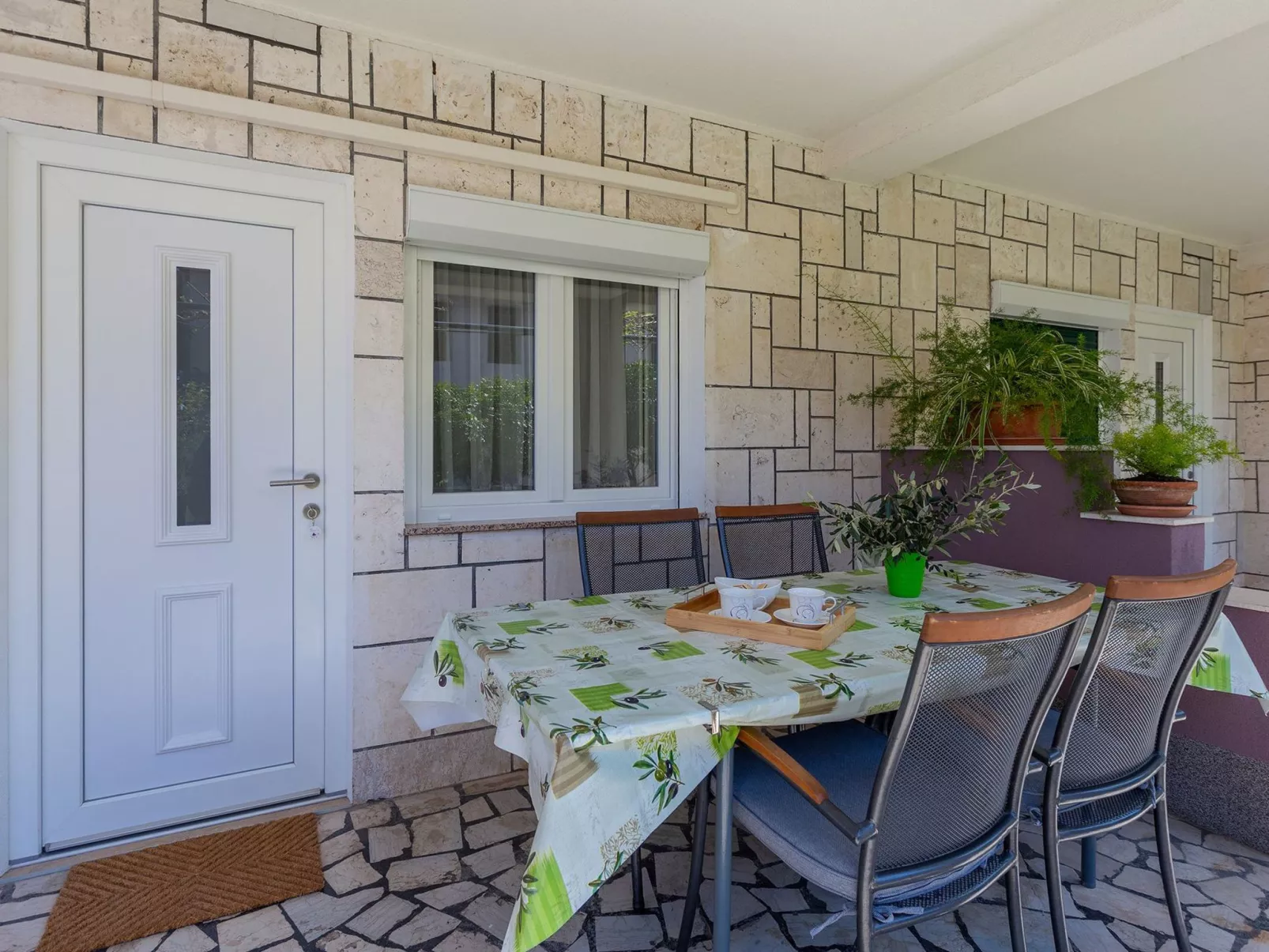 "Appartement Perka No.1"-Buiten