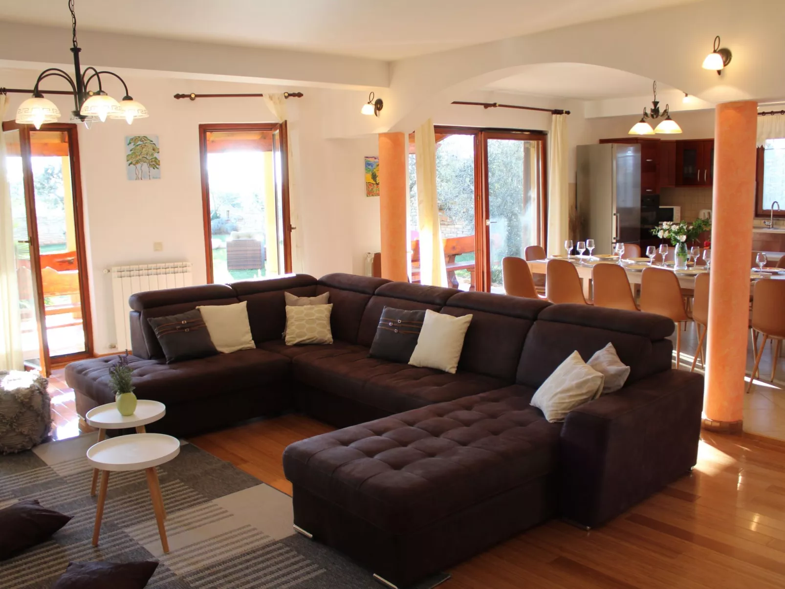 Gemütliches Ferienhaus mit Terrasse und Meerblick-Buiten