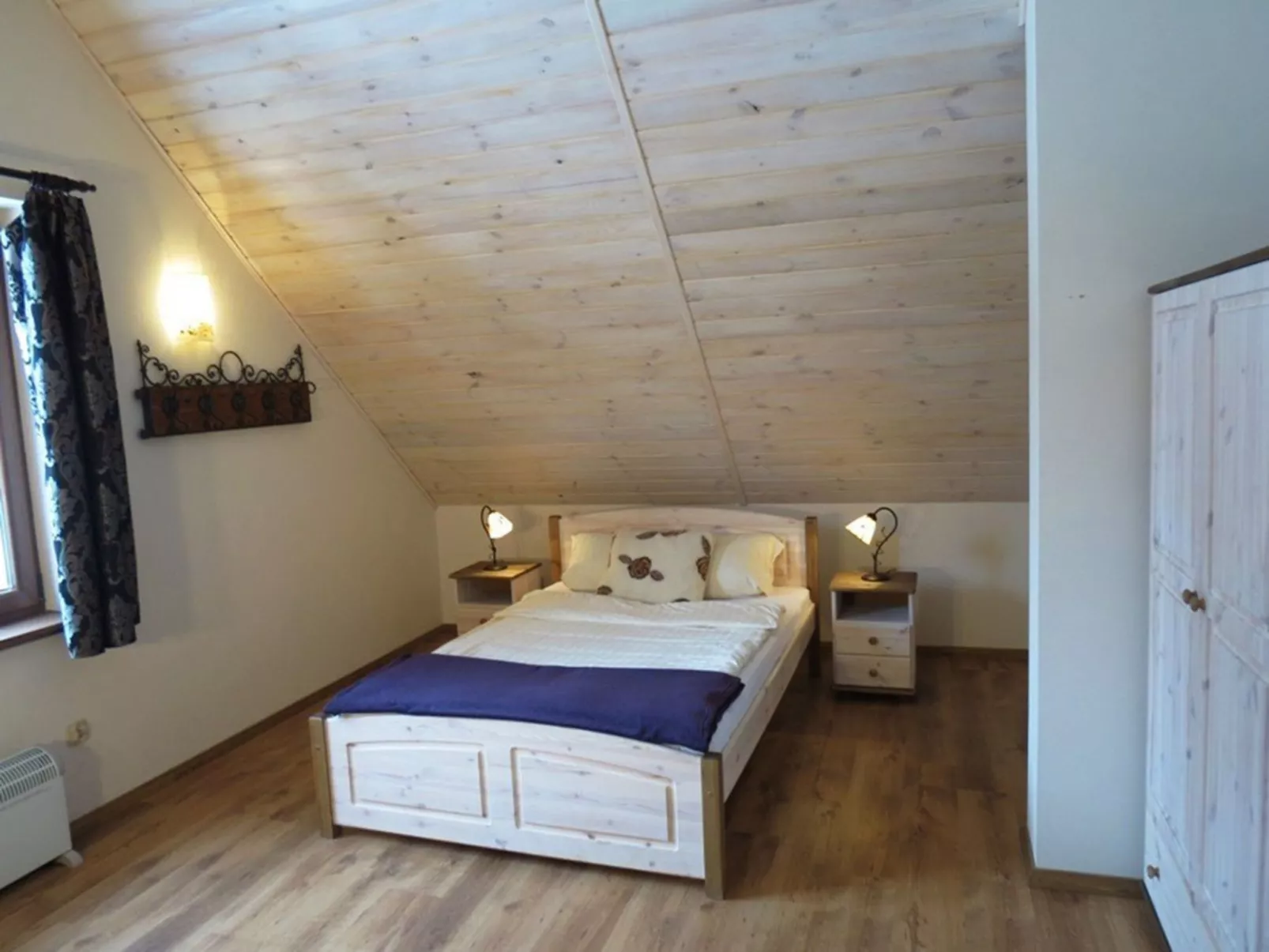 Haus mit fünf Schlafzimmern und Sauna-Binnen