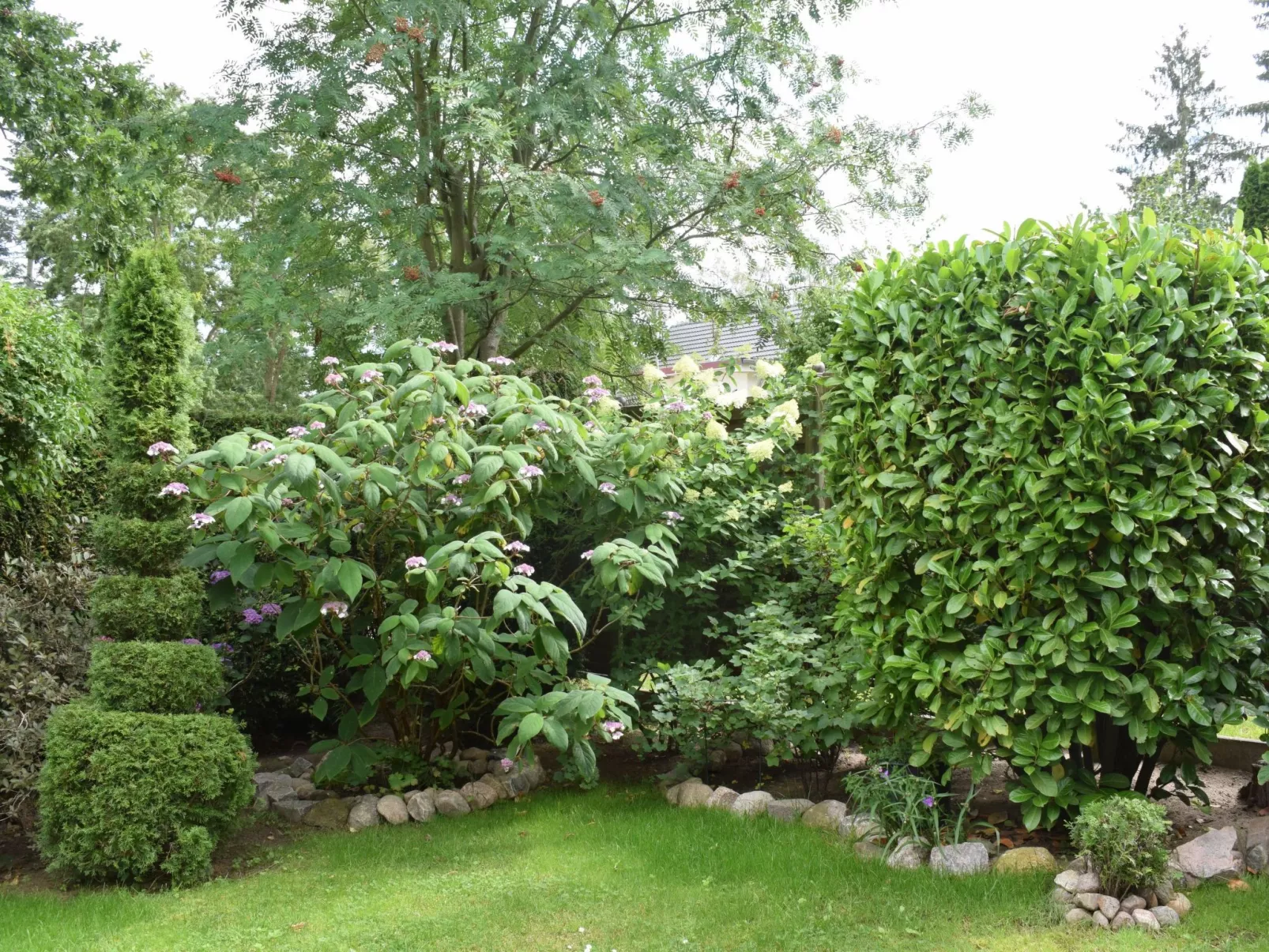 Schönes Ferienhaus in Plau Am See-Buiten