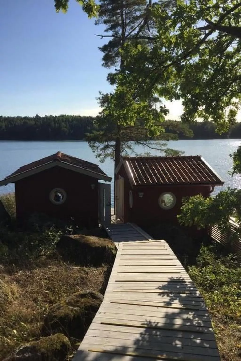 Grosses Sommerhaus direkt am See-Buiten