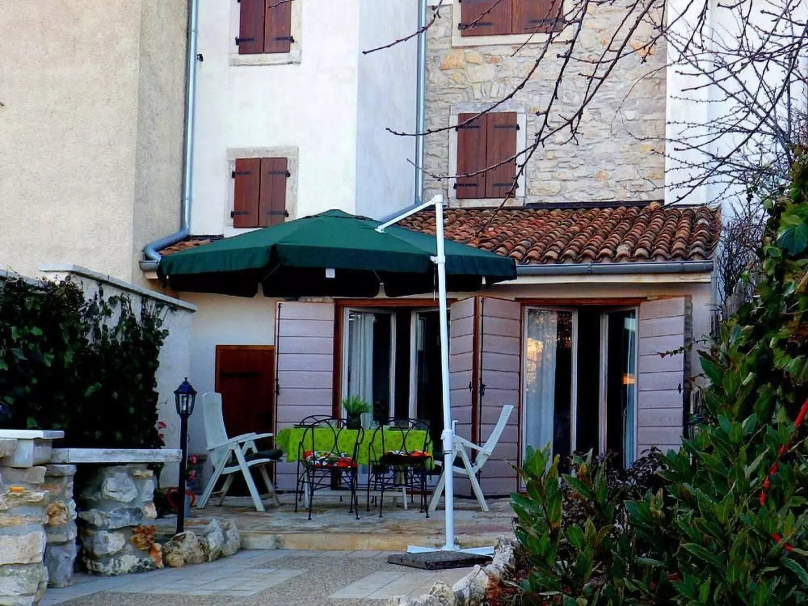 'Adri' mit Wasserblick-Image-tags.info