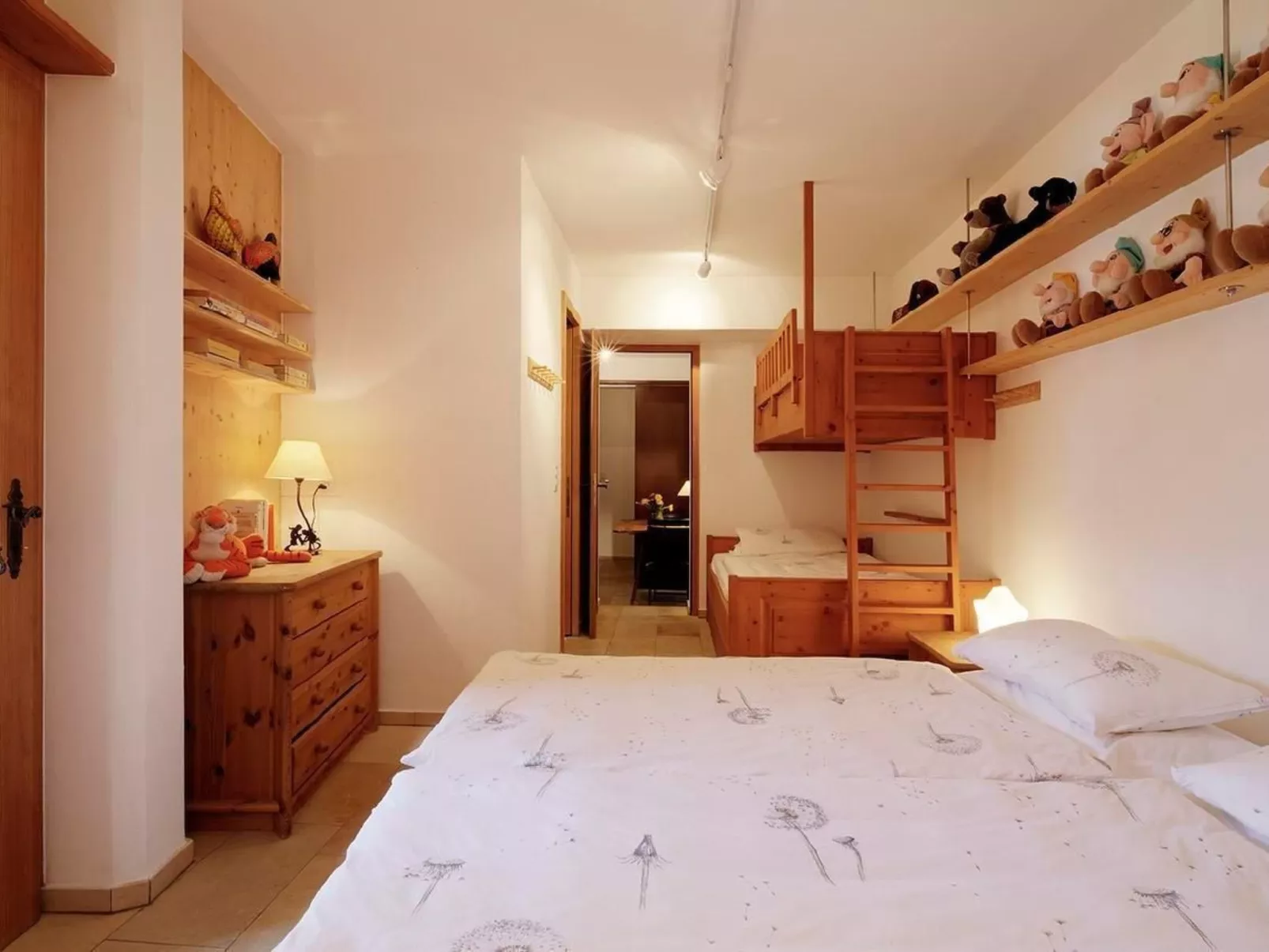 Chesarina Chalet-Binnen