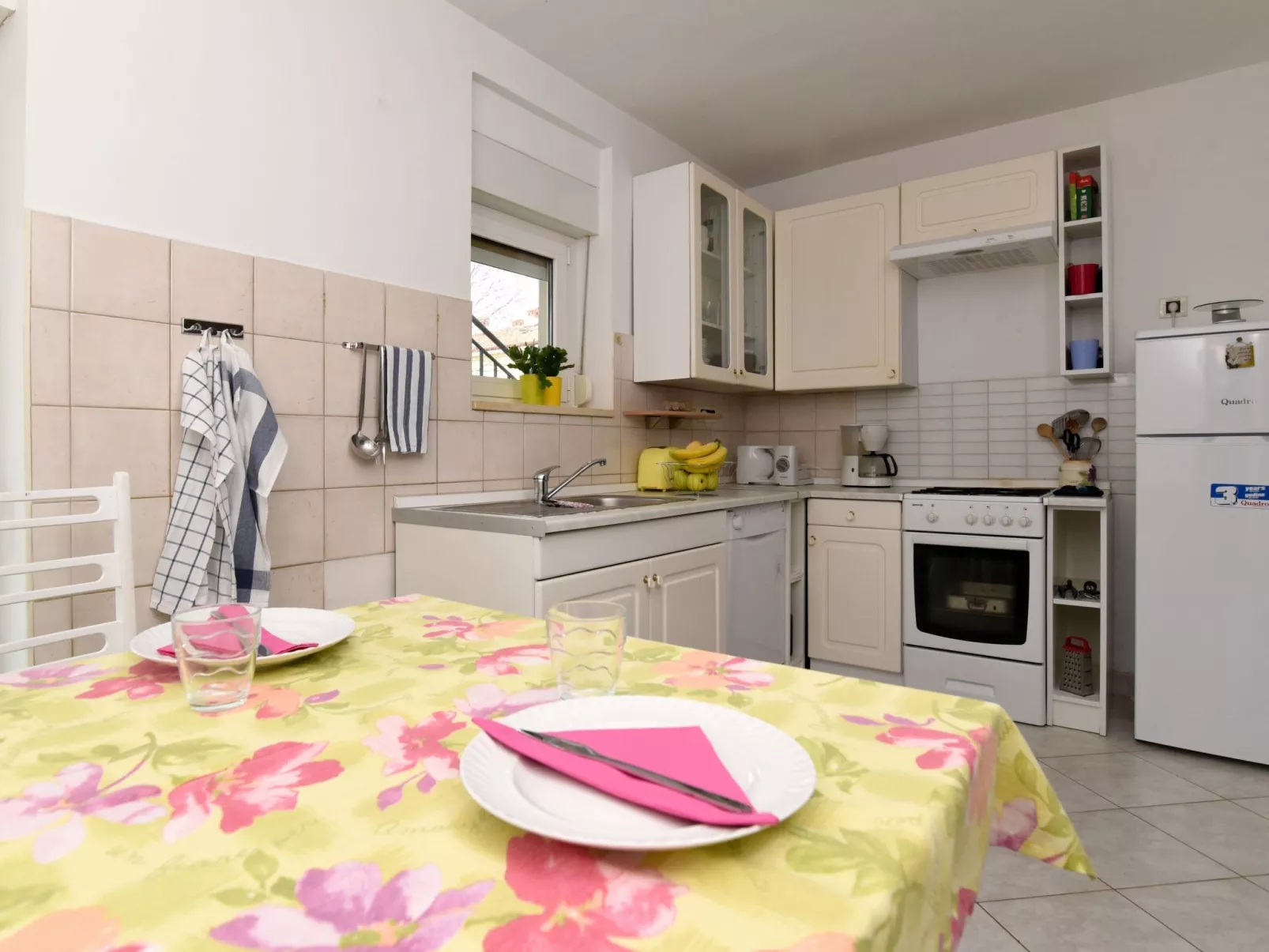 Wohnung mit Terrasse-Binnen