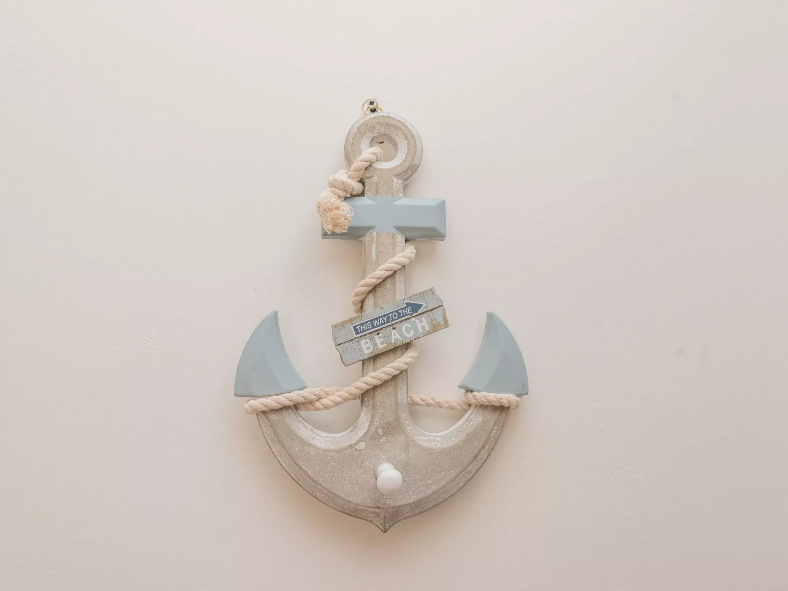 "Ivana" mit Blick auf das Wasser-Binnen