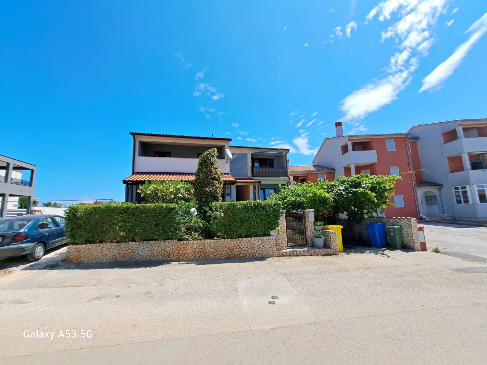 "Apartment Kate" mit Terrasse-Buiten
