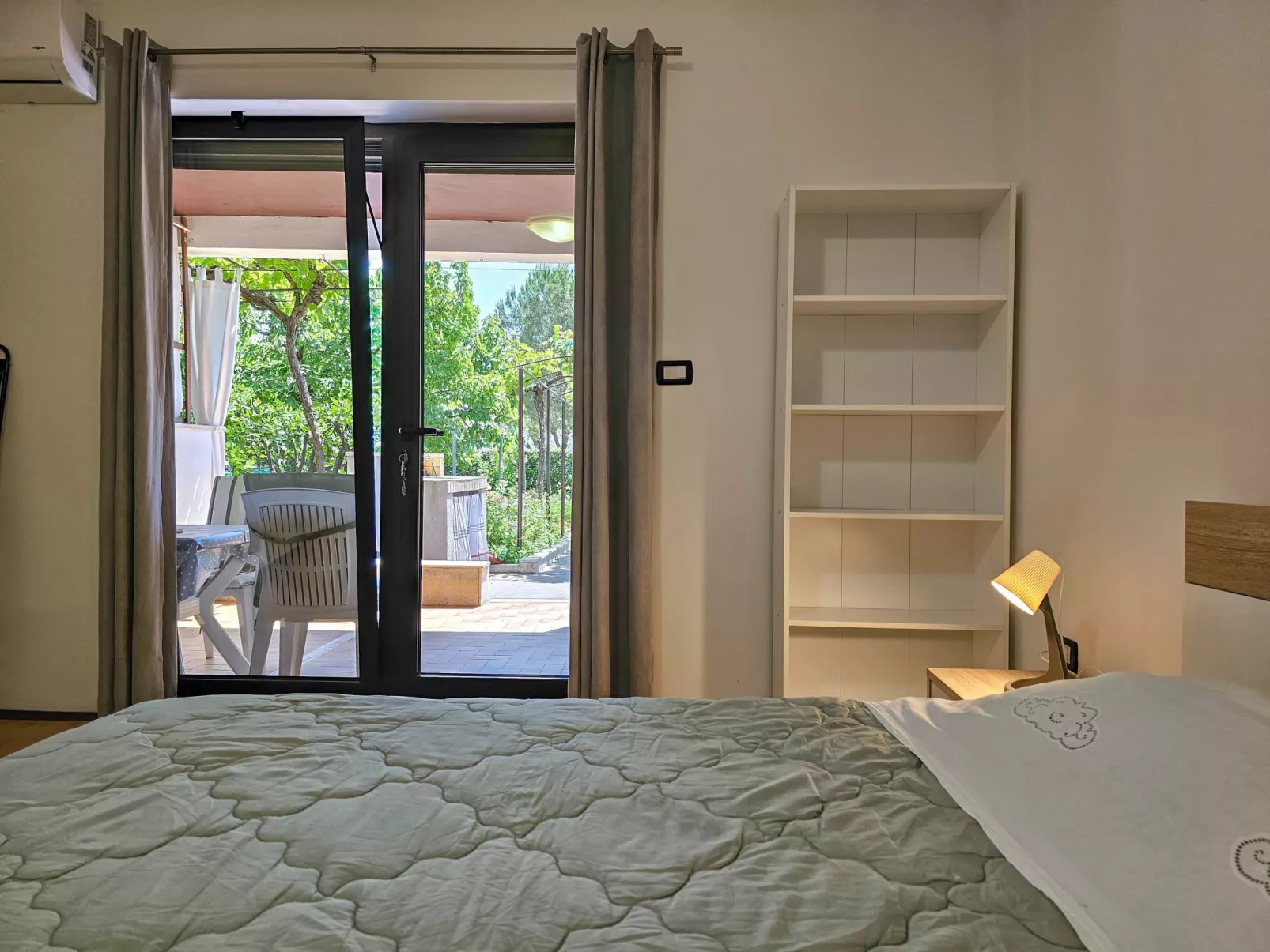 Für 3 Personen ca. 30 m&sup2; in Novigrad, Adriaküste Kroatien (Westküste von I-Binnen