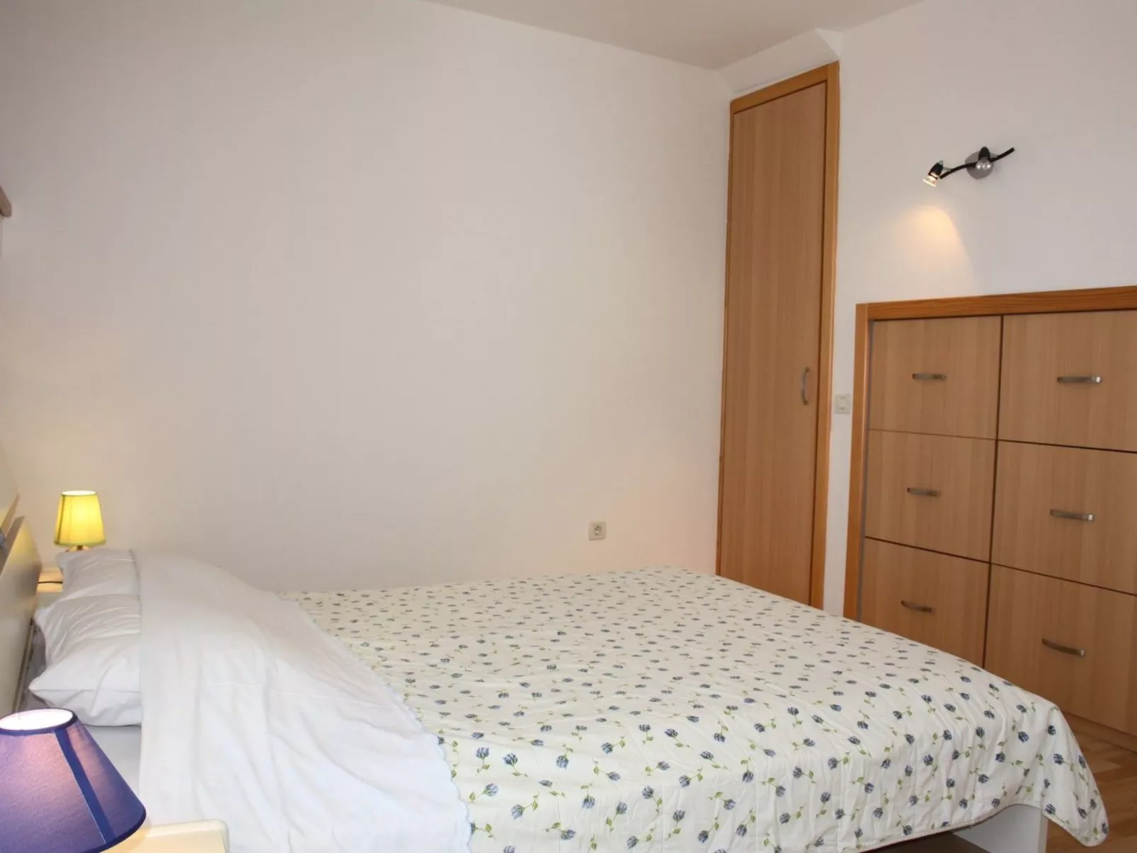 App Nirvana mit Garten in der Altstadt von Vrsar-Binnen