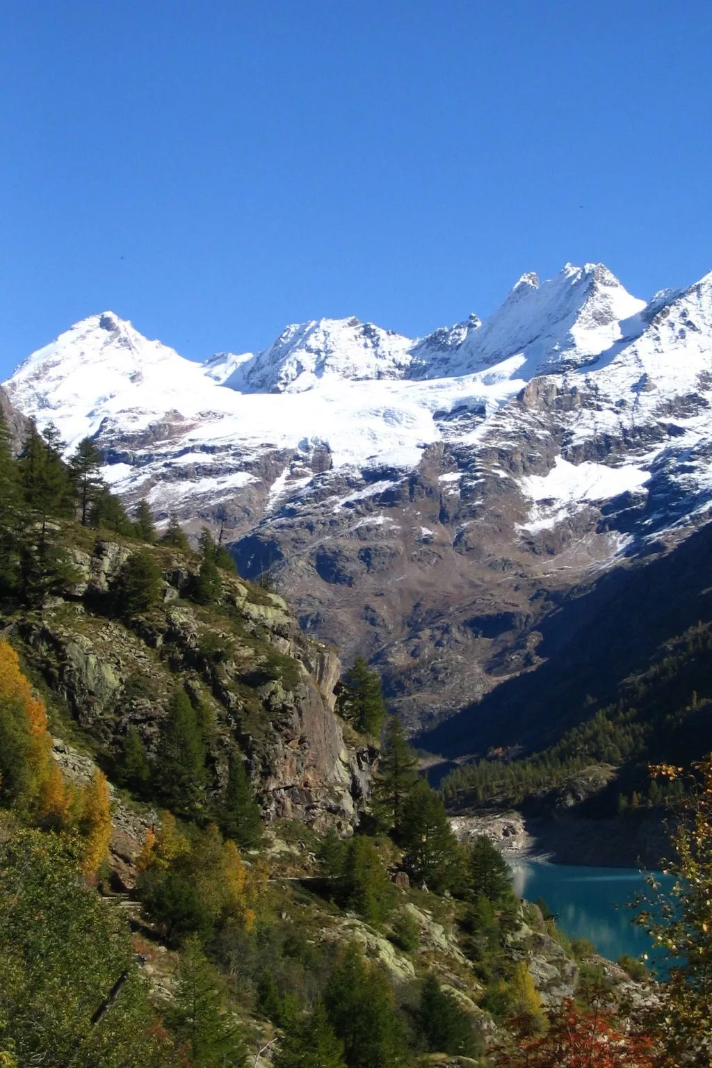 Helle, panoramische Wohnung in den Alpen.-Buiten