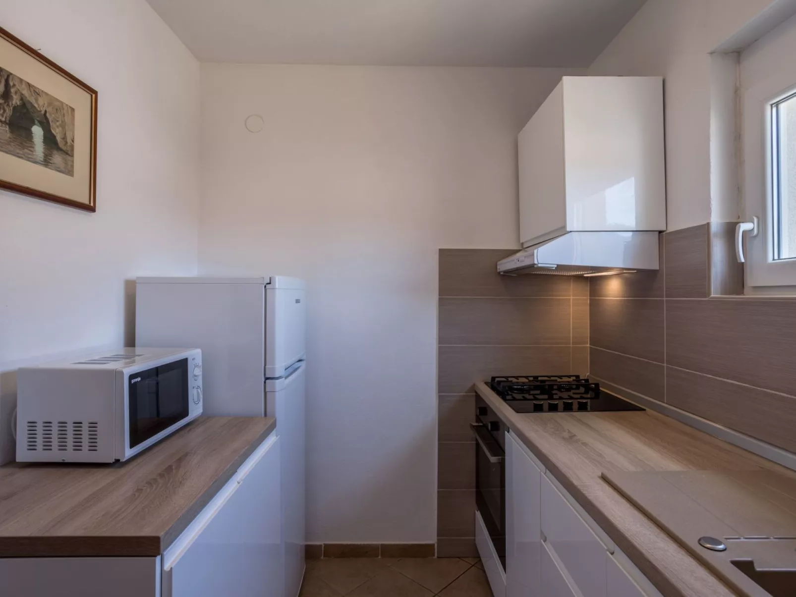 Tihana mit mediterranem Garten-Binnen