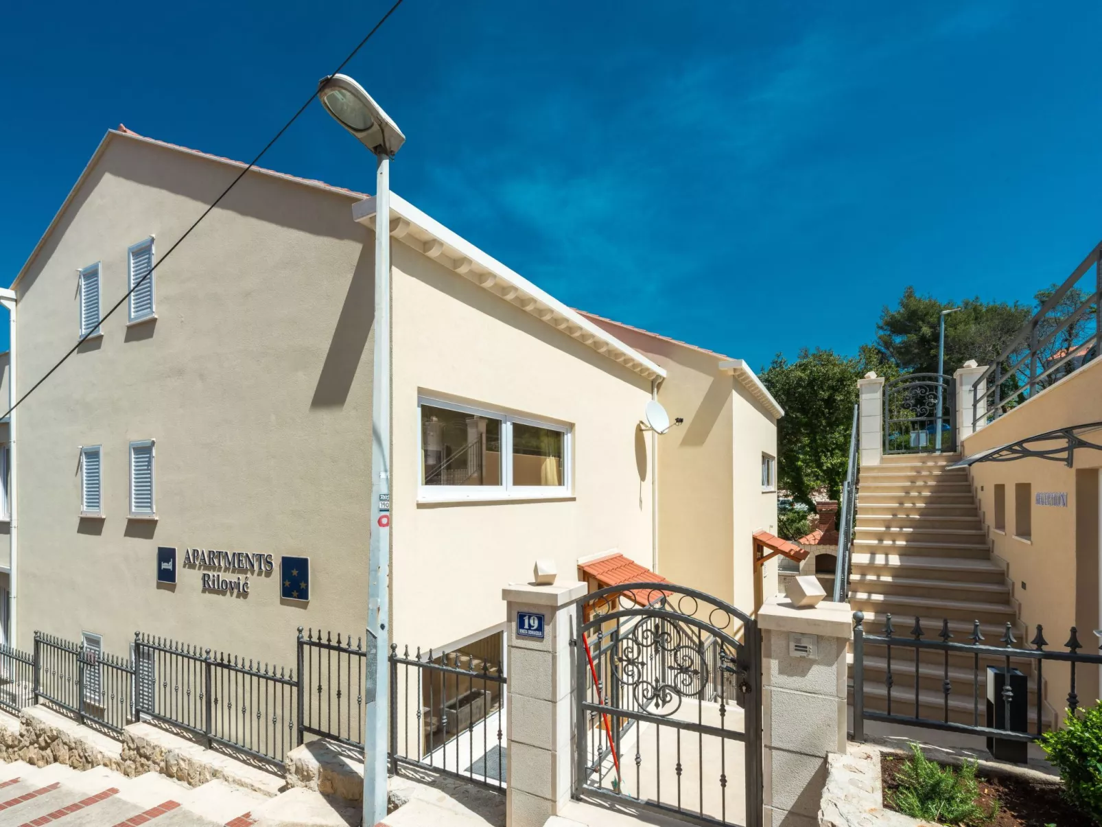 Ferienwohnungen Rilovic - Wohnung A2-Buiten