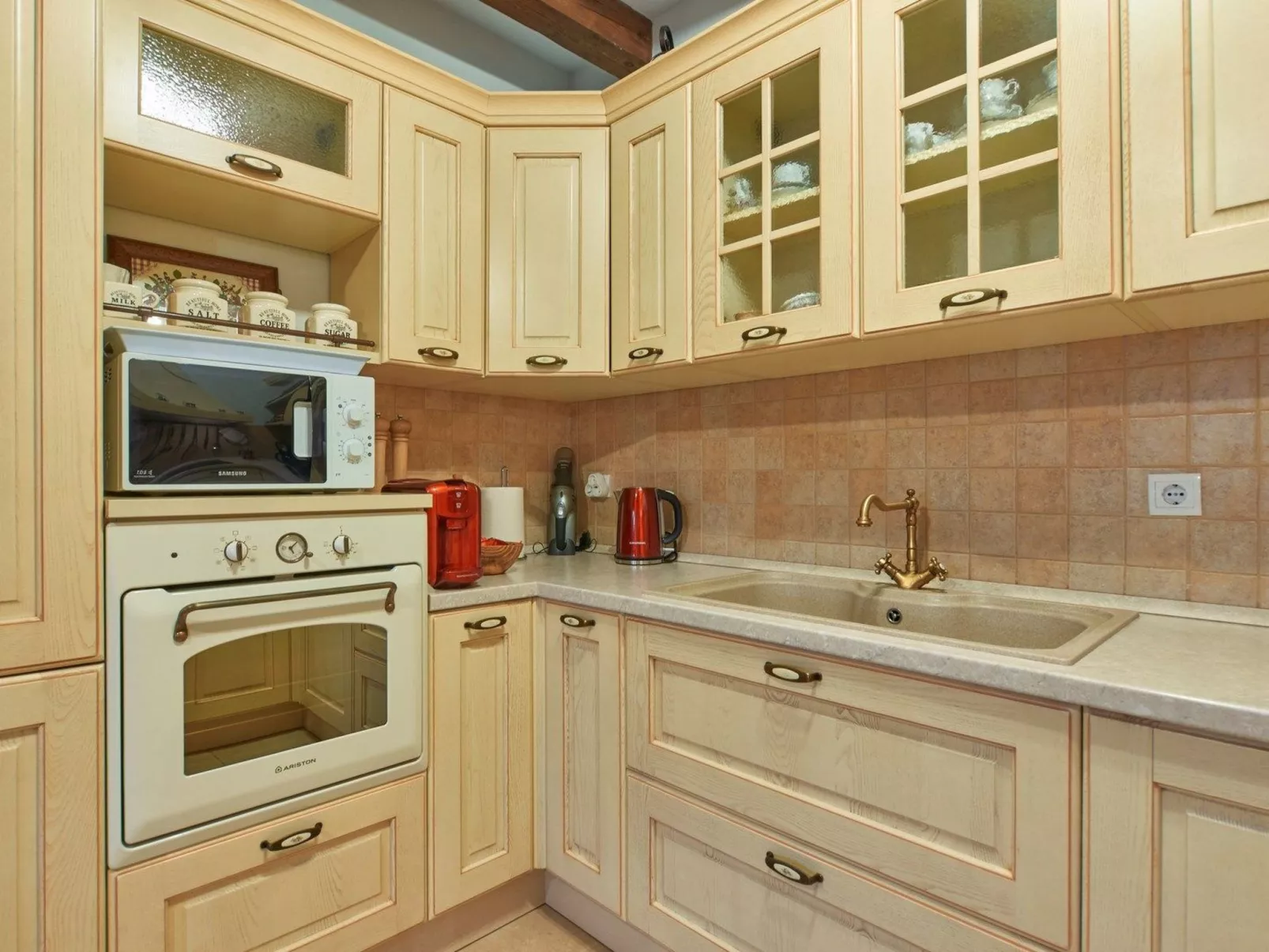 Villa Sujevic für unvergessliche Ferien , Istrien-Binnen