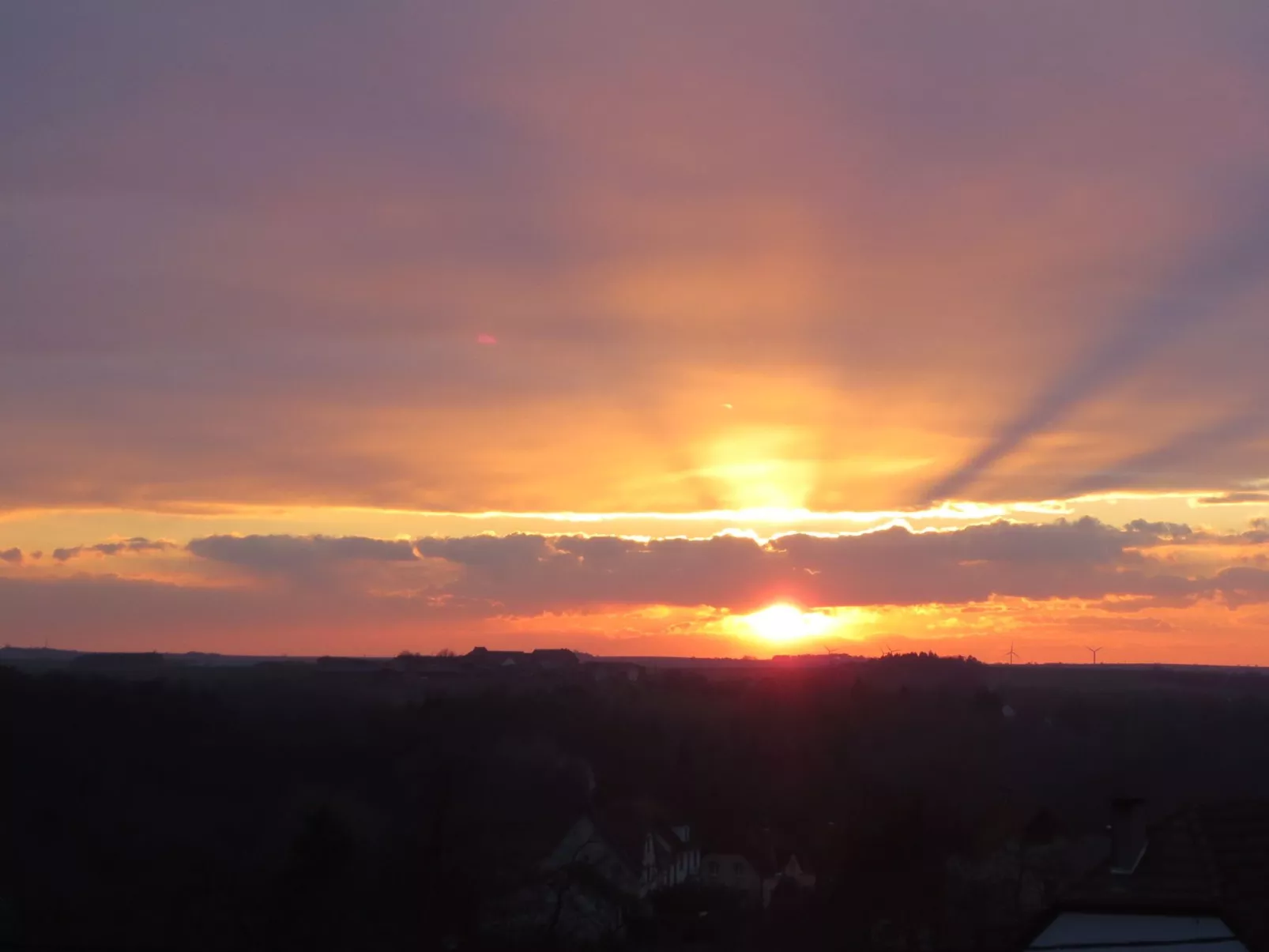 LES BRIMBELLES-Buiten