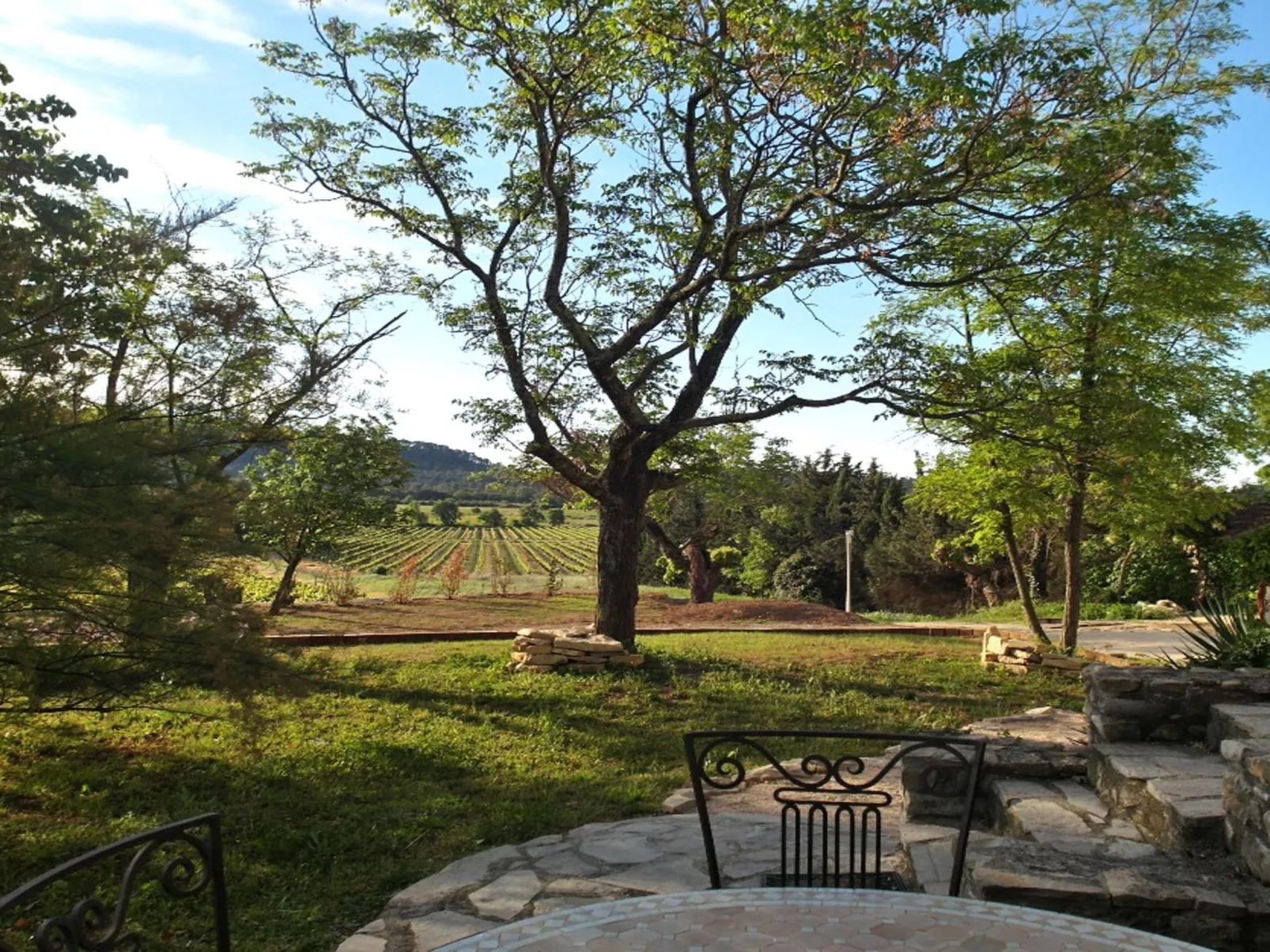 Domäne "Pavillon Timéo" mit Infinity-Pool-Buiten