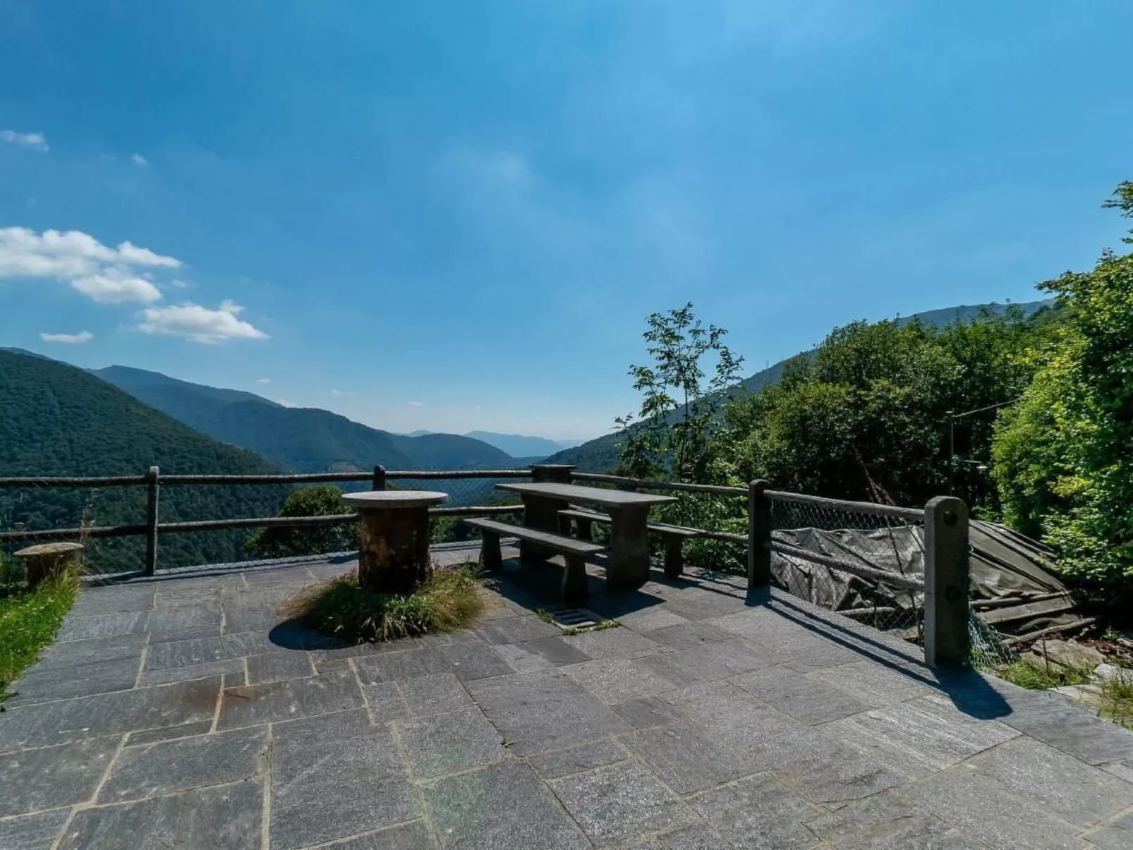 Piccolo amore-Buiten