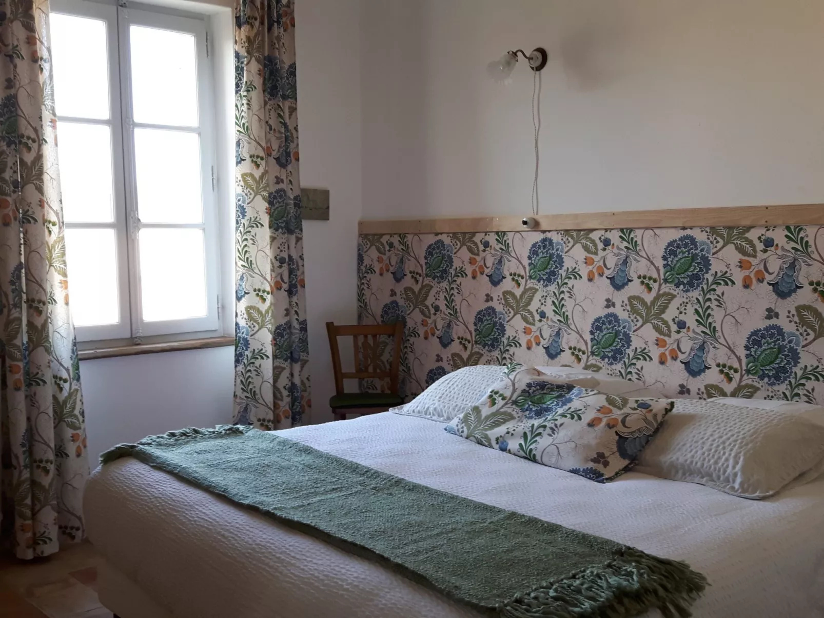 Mas de la damisello-Binnen