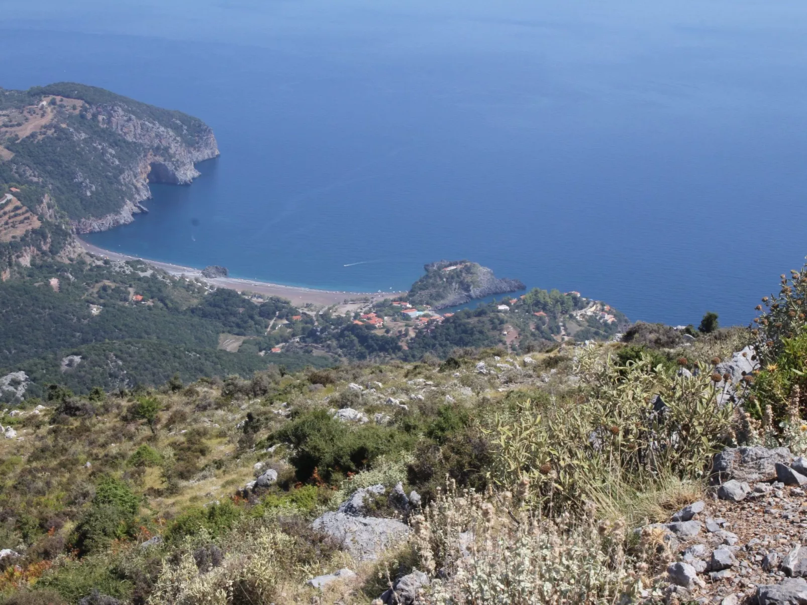 Landgut mit Garten, Grill und Terrasse-Buiten