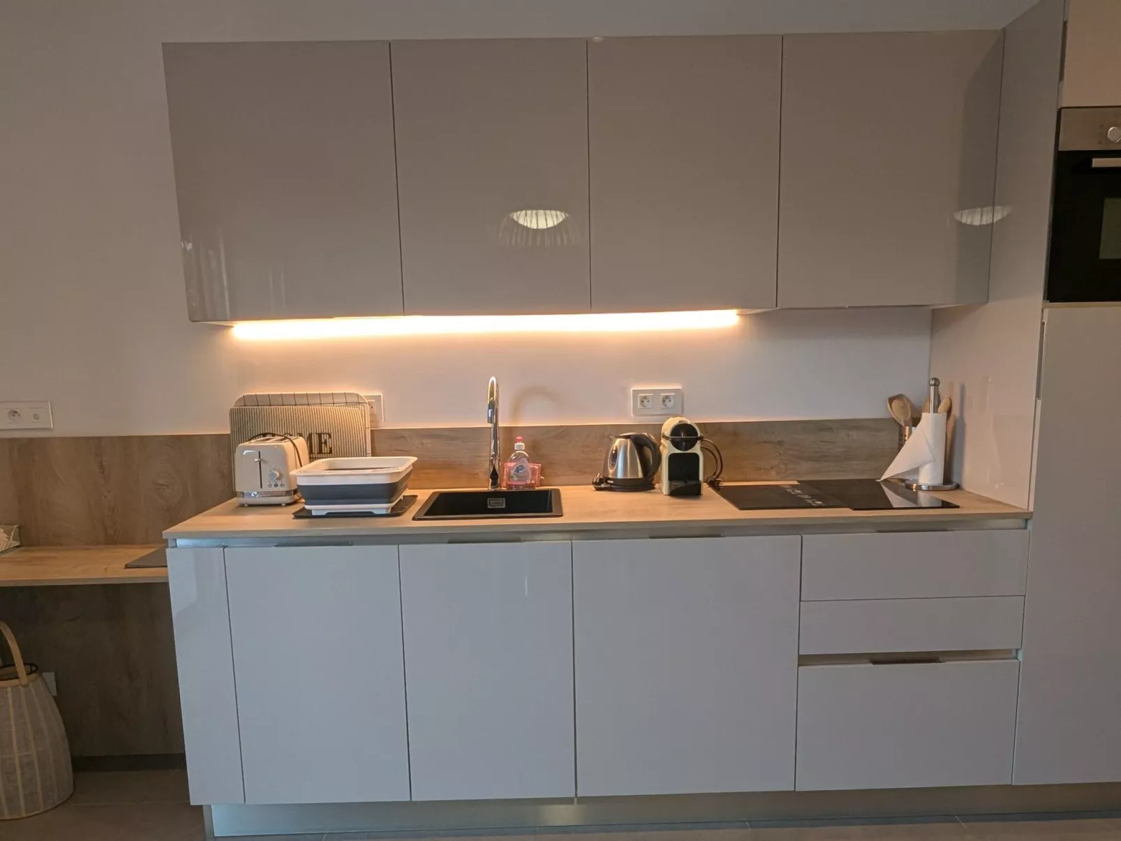 Studiowohnung mit Wallbox-Image-tags.info