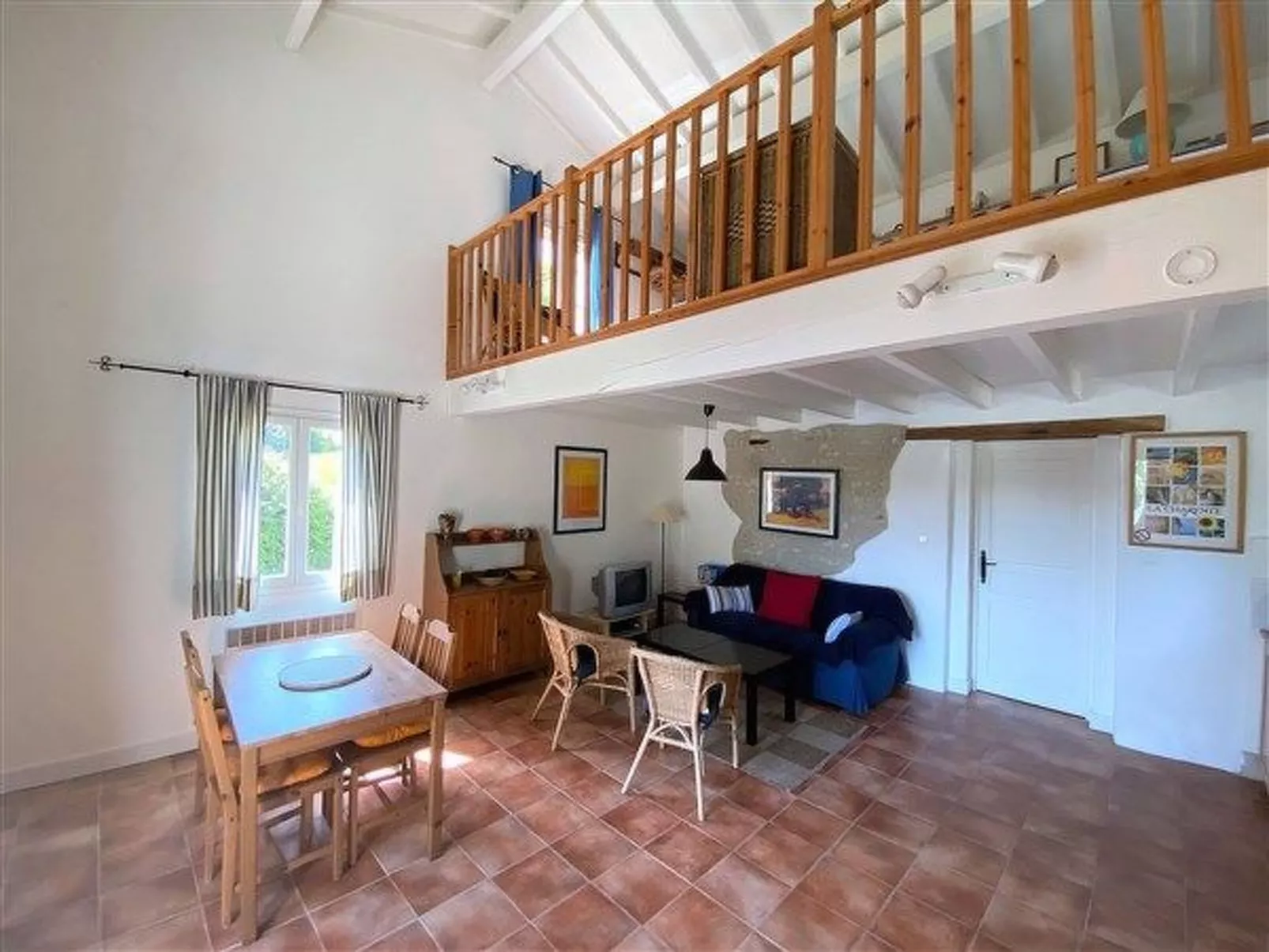 Domaine des Prairies de Latry-Binnen