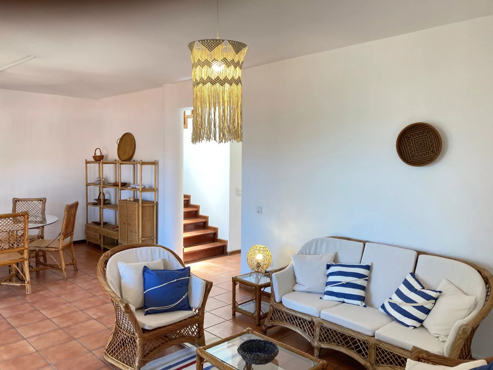 3-Schlafzimmer-Stadthaus, mit Panoramablick-Image-tags.info