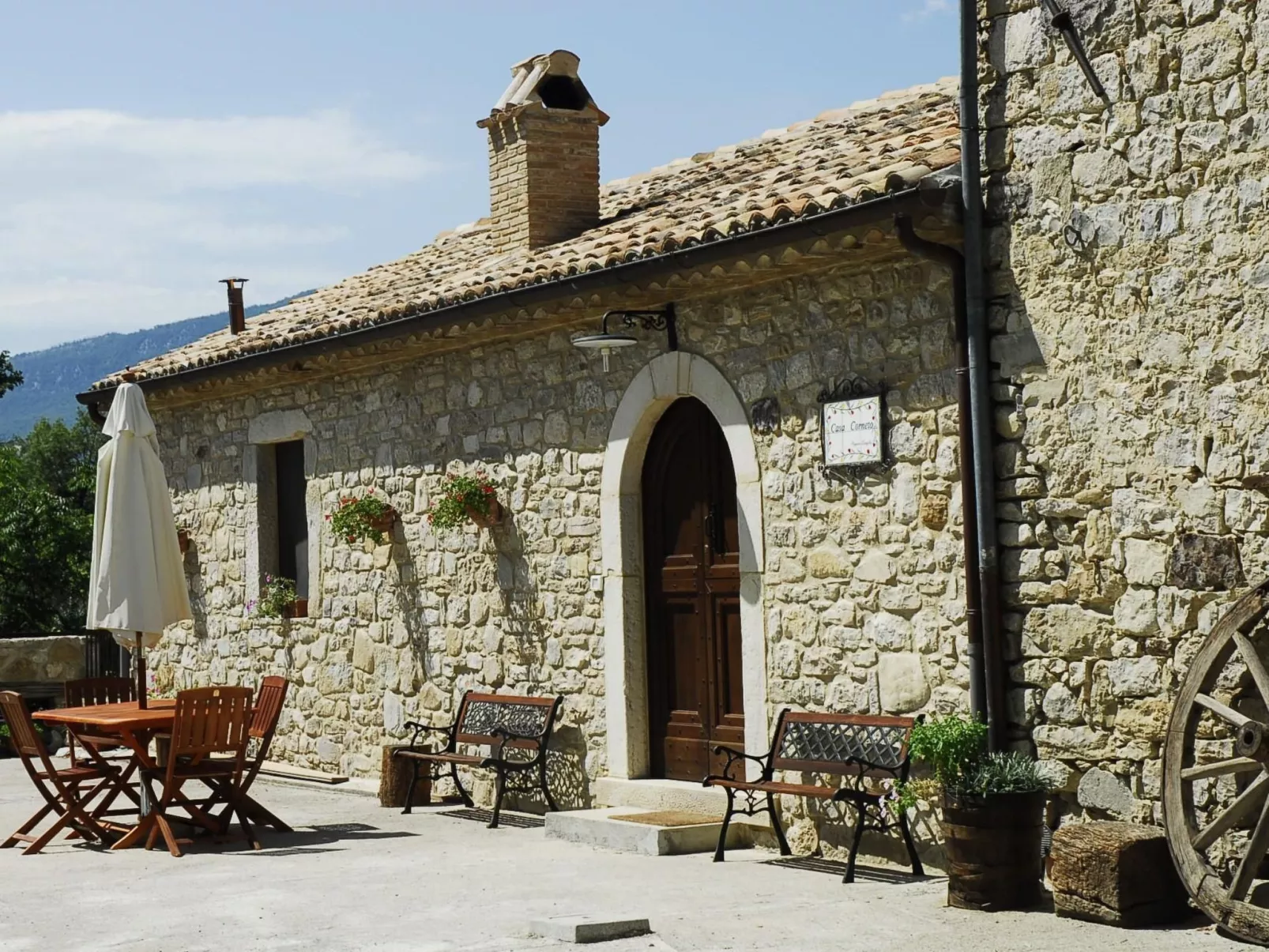 Das Maulbeerbaum-Apartment-Buiten