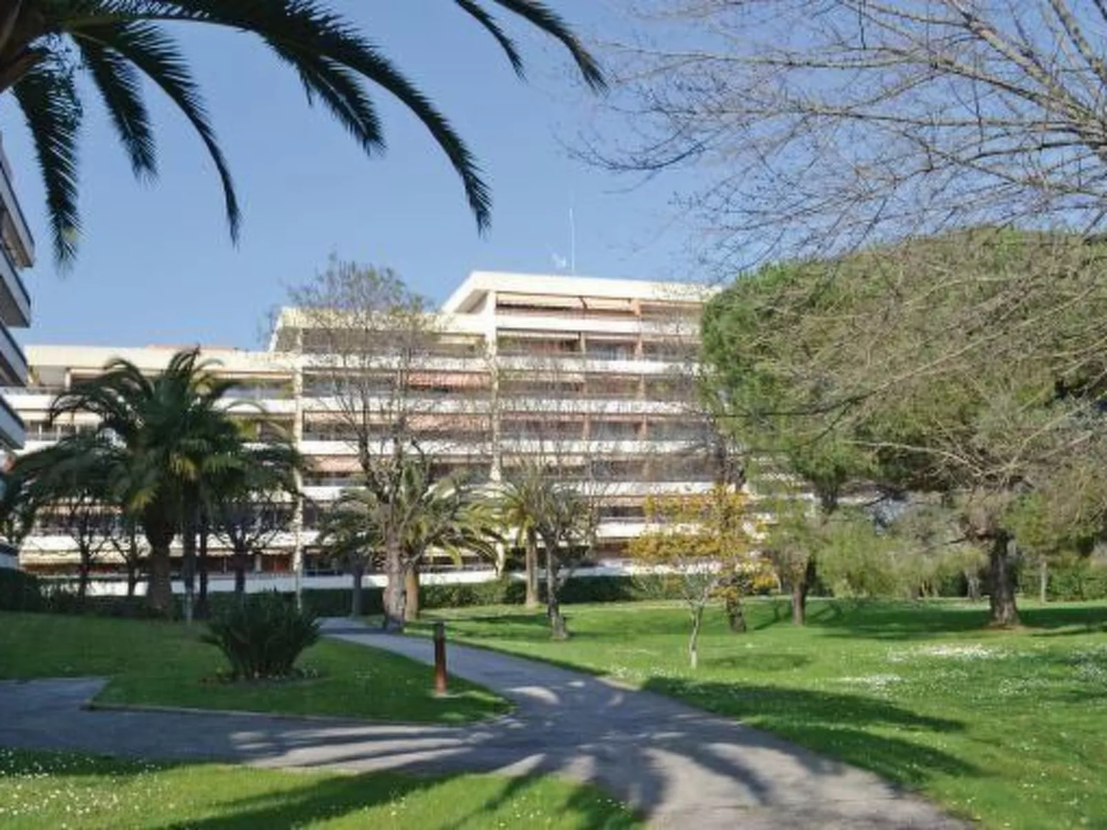 Gemütliche Wohnung, 5 Minuten vom Strand entfernt-Buiten