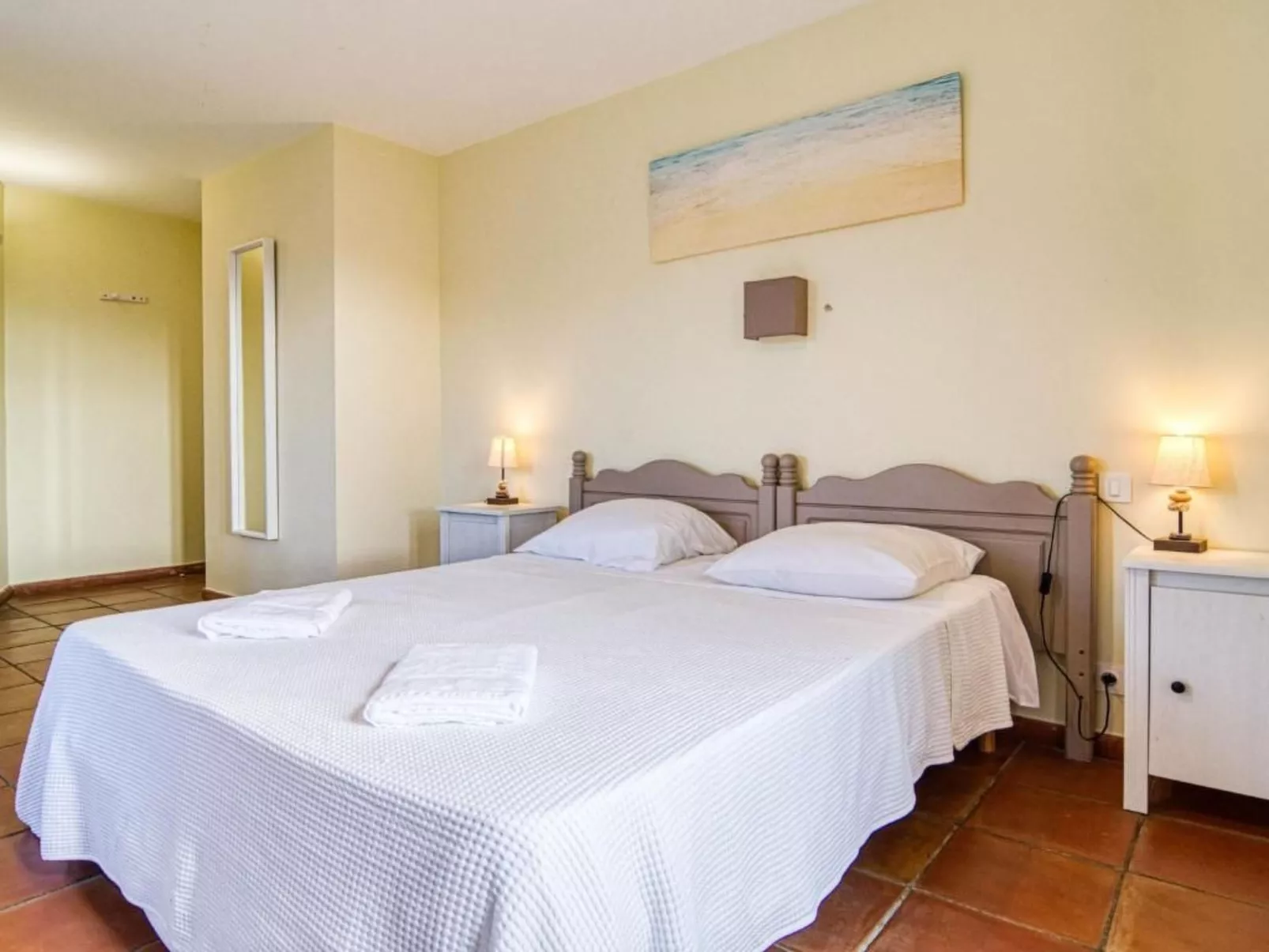 In Draguignan, Côte d'Azur-Image-tags.info