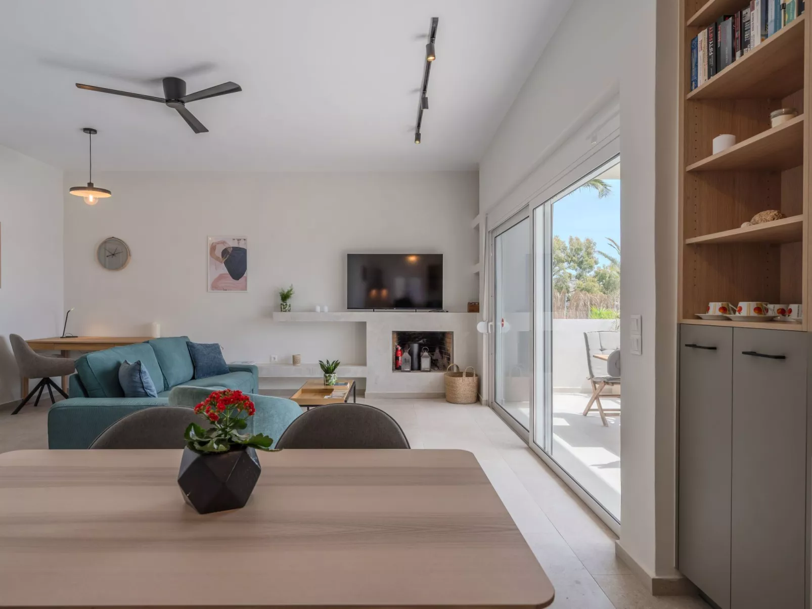 "Villa Chryssa" direkt am Strand-Binnen