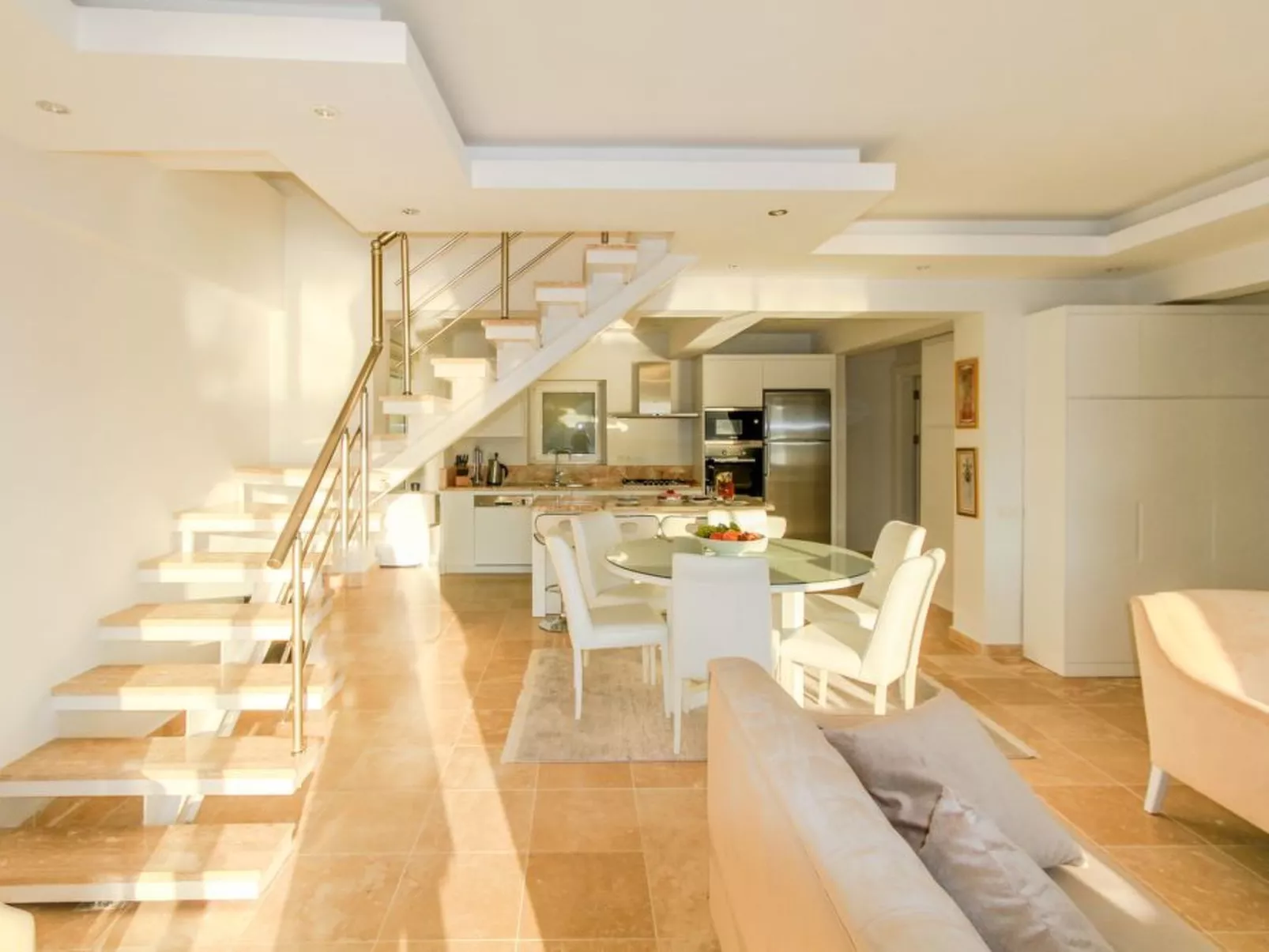 Luxuriöse Natursteinvilla "Ketchy"-Image-tags.info