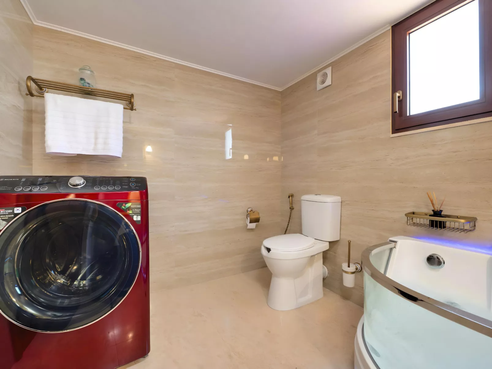 Petralis Luxus Villa Pool Whirlpool-Binnen