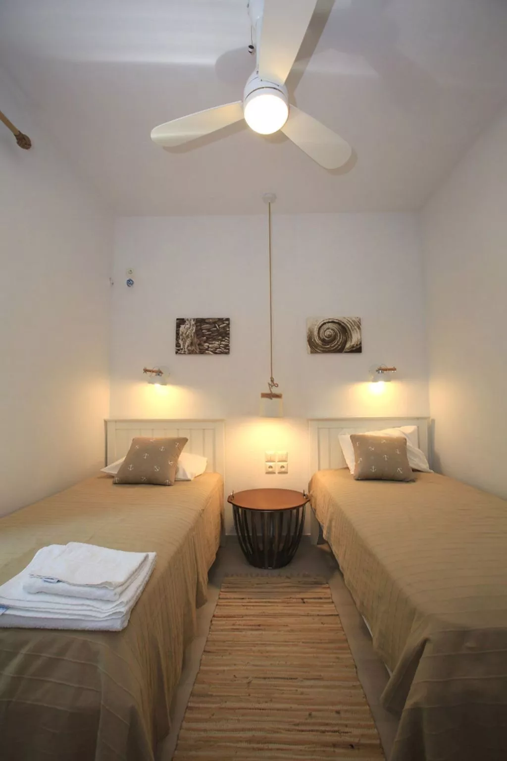 Luxuriöse, private Villa mit Meerblick, abgelegener Strand-Binnen