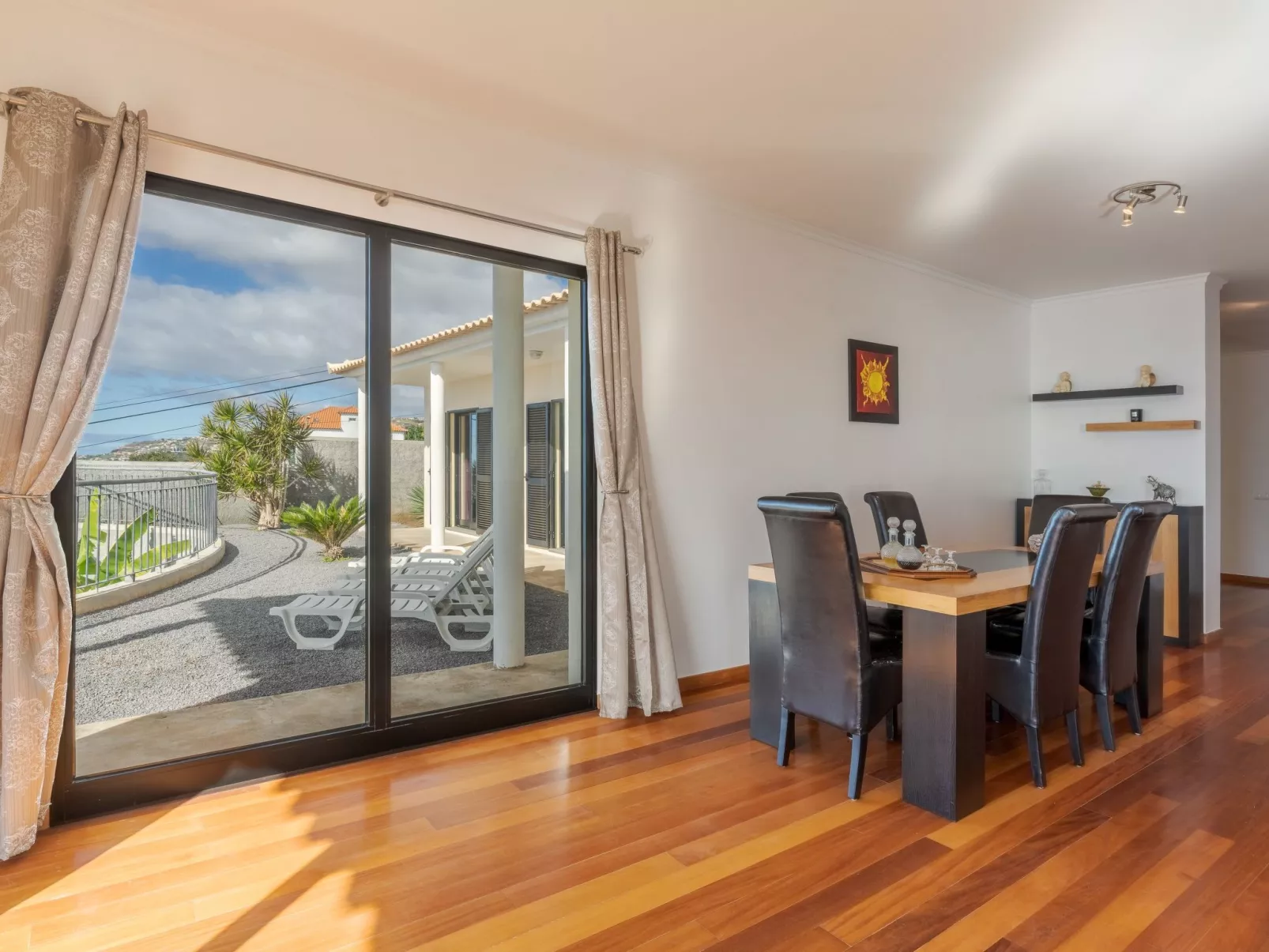 Tabua Meerblick-Binnen